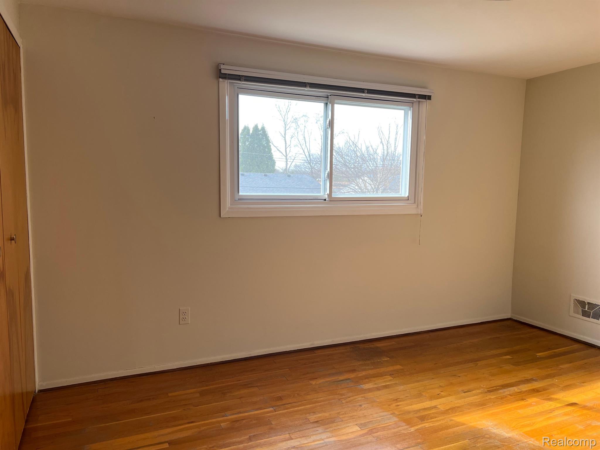 27099 MARSHALL Street