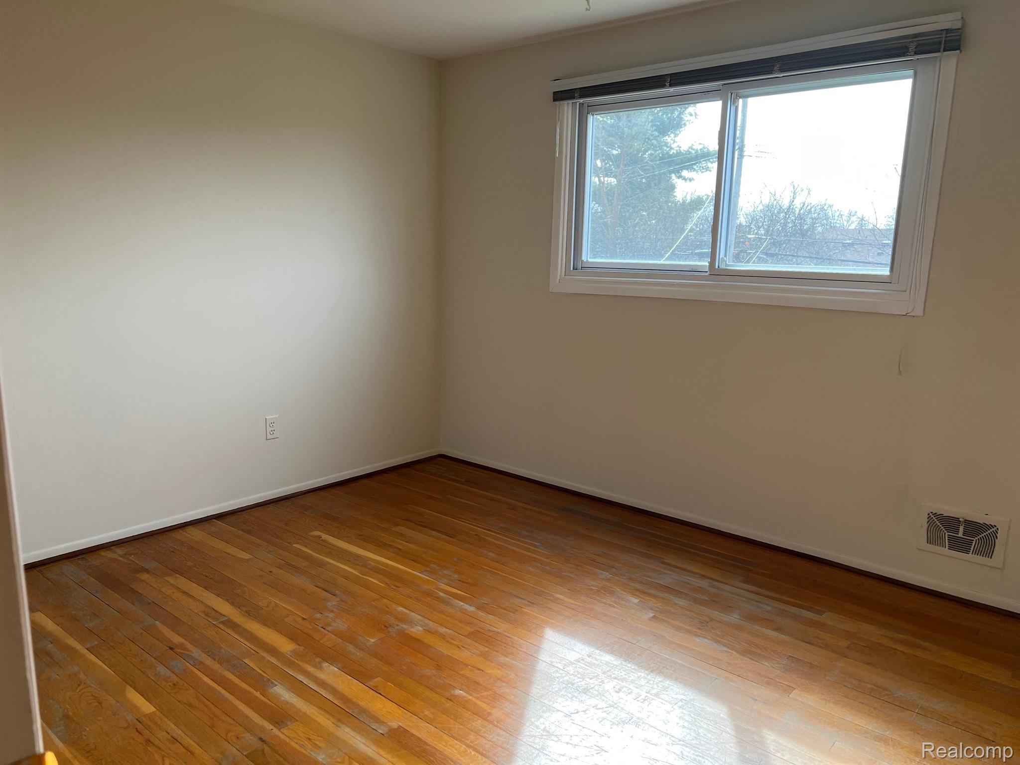 27099 MARSHALL Street