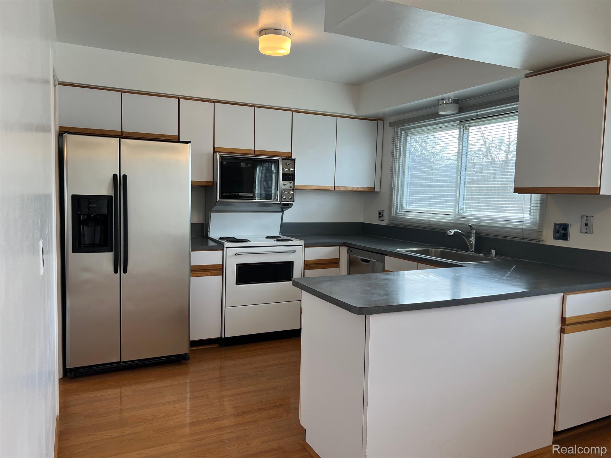 27099 MARSHALL Street