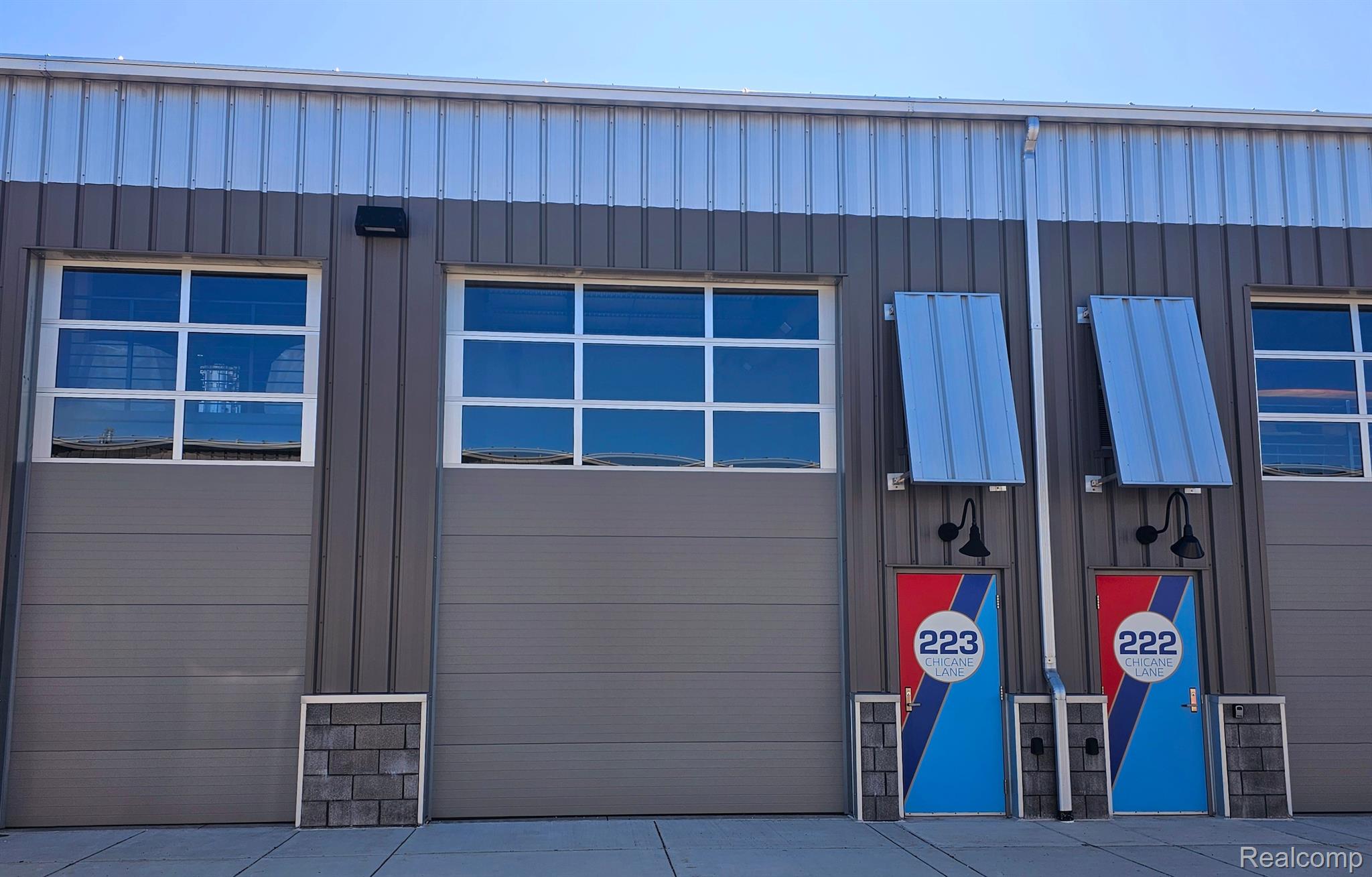 223 CHICANE Lane