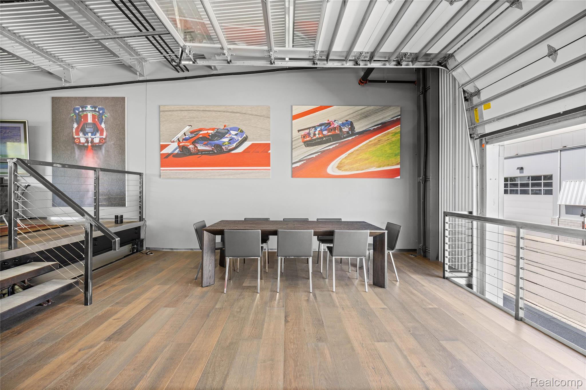 161 W SPEED Way