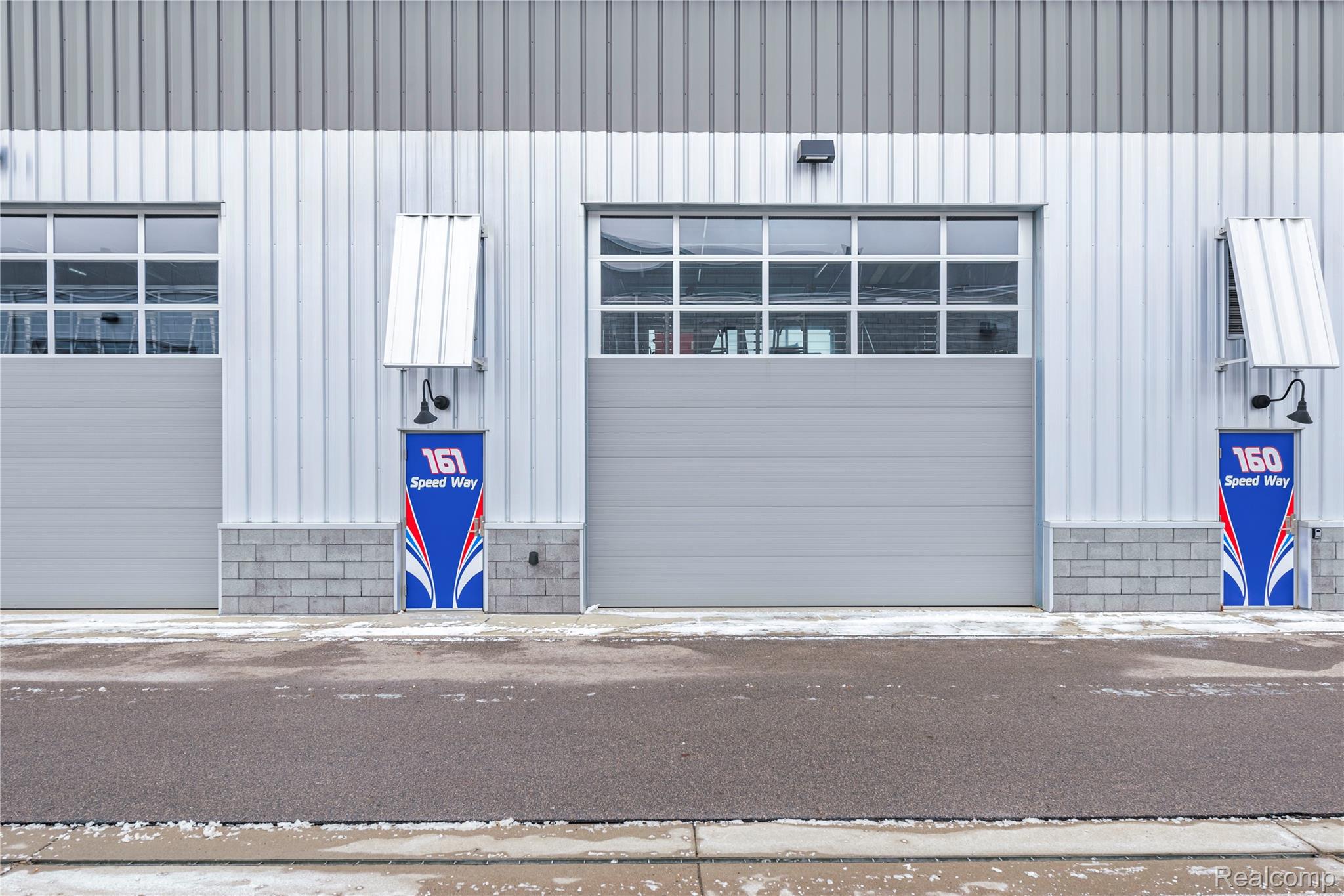 161 W SPEED Way