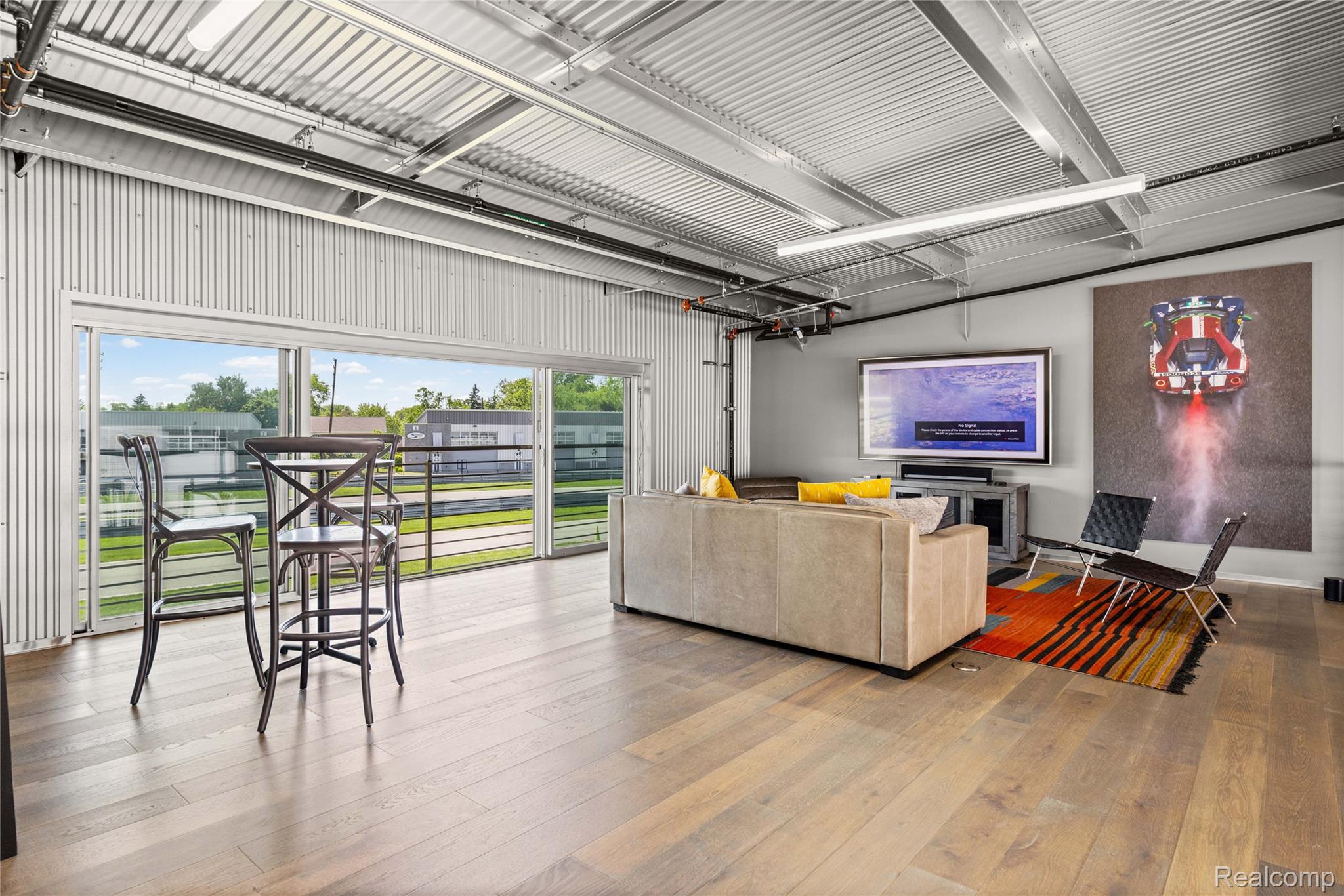 161 W SPEED Way