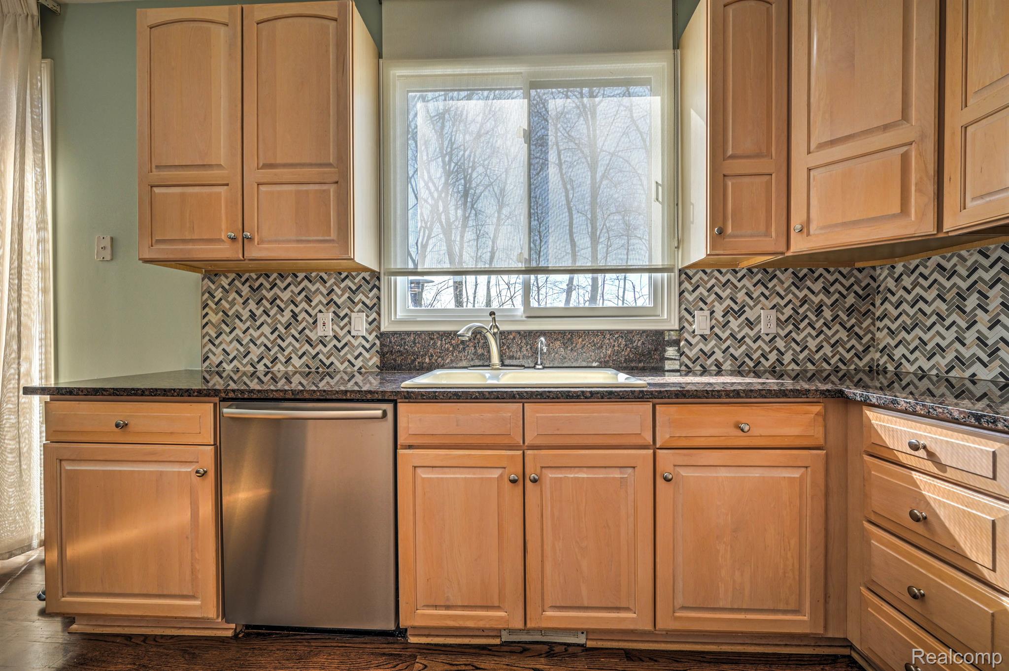 40832 KINGSLEY Lane