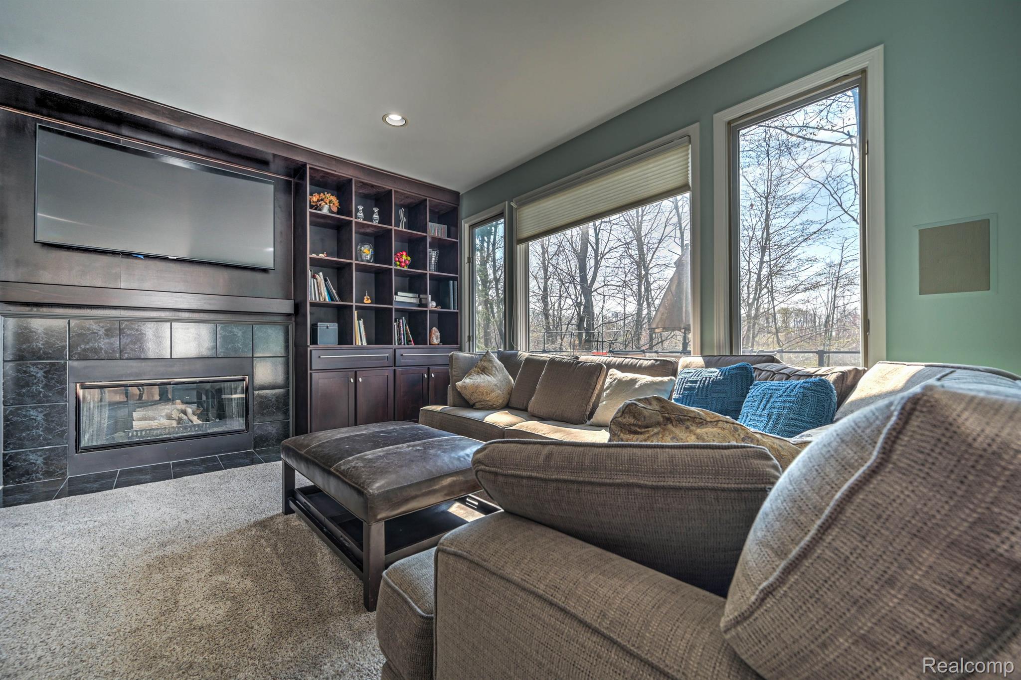 40832 KINGSLEY Lane