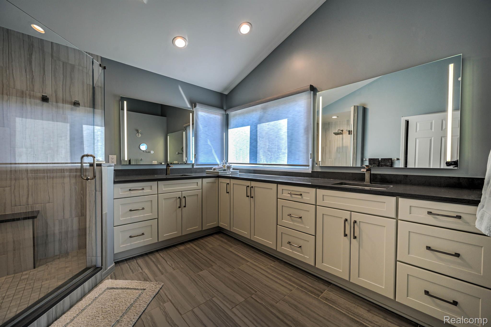 40832 KINGSLEY Lane