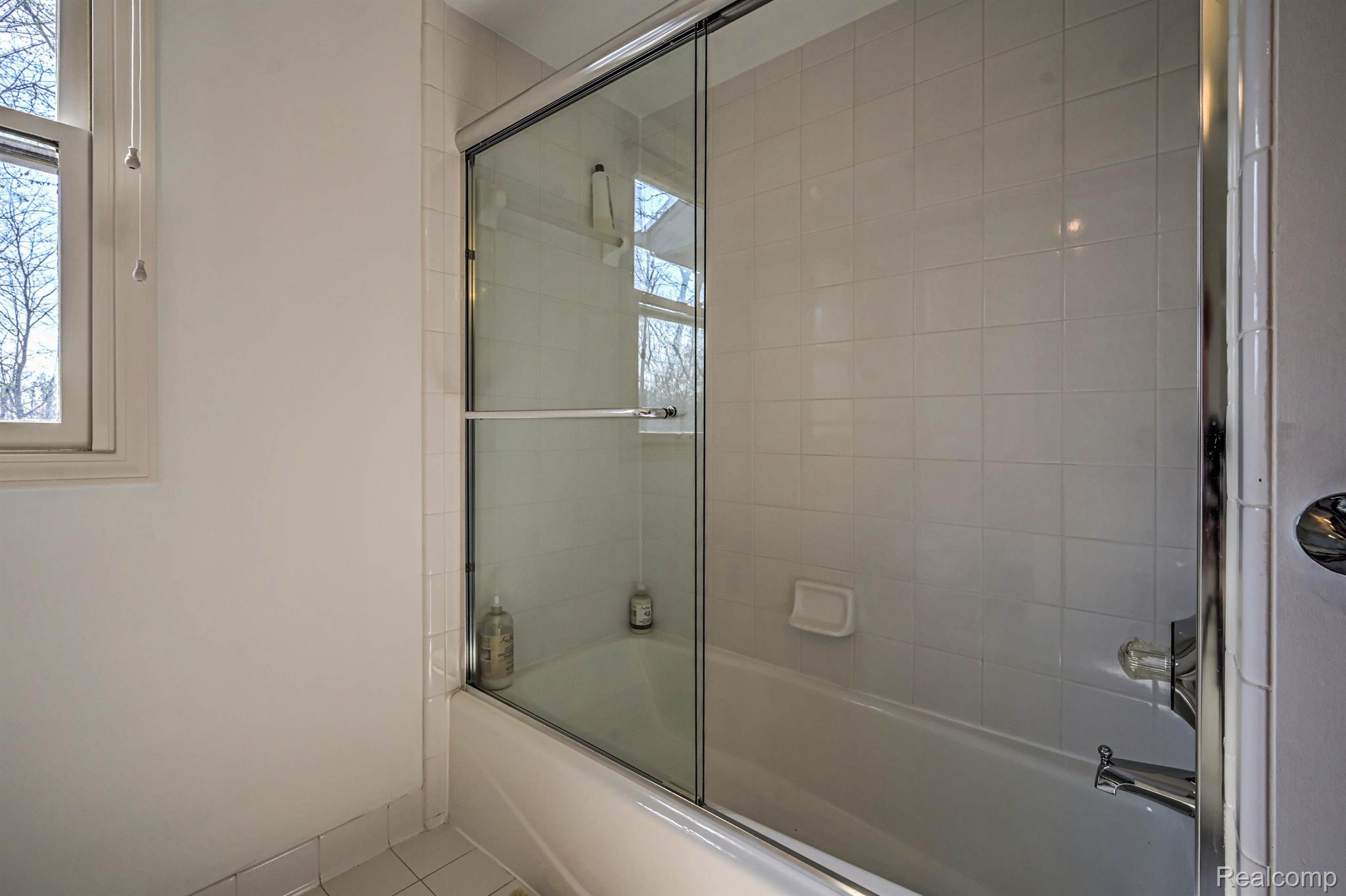 40832 KINGSLEY Lane