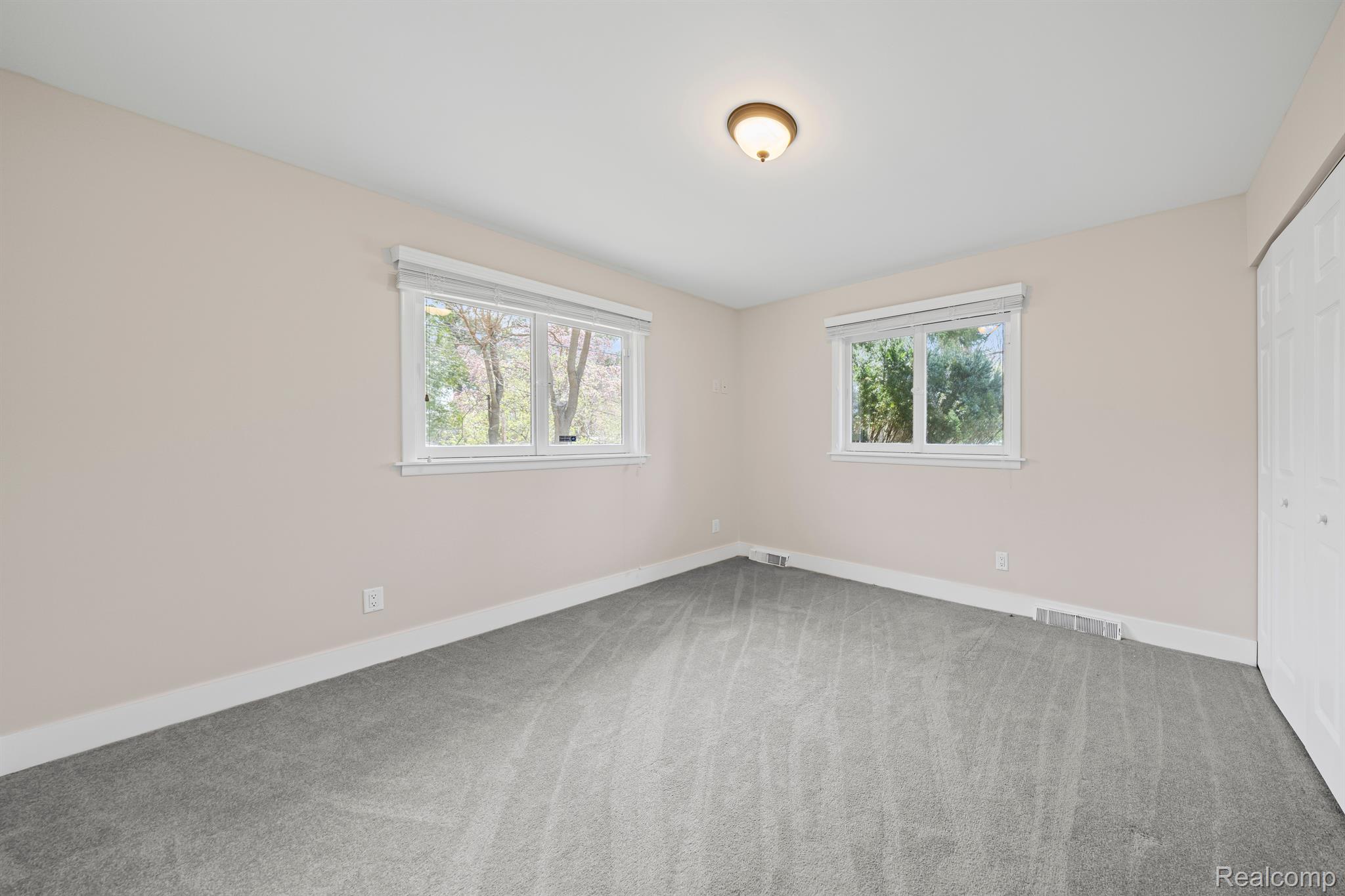 28380 RANCHWOOD Drive