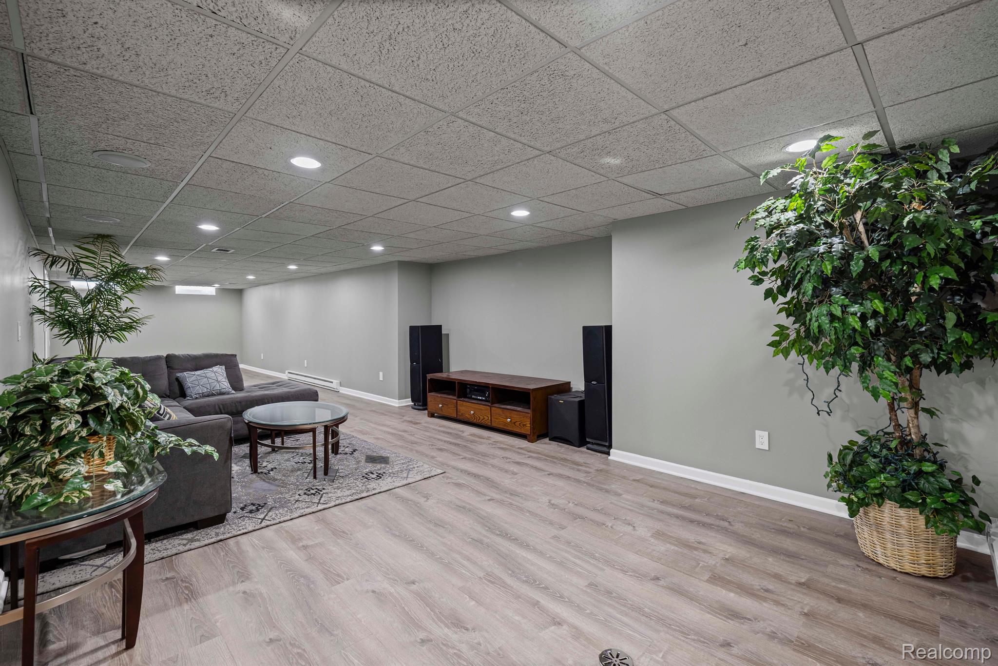 28380 RANCHWOOD Drive