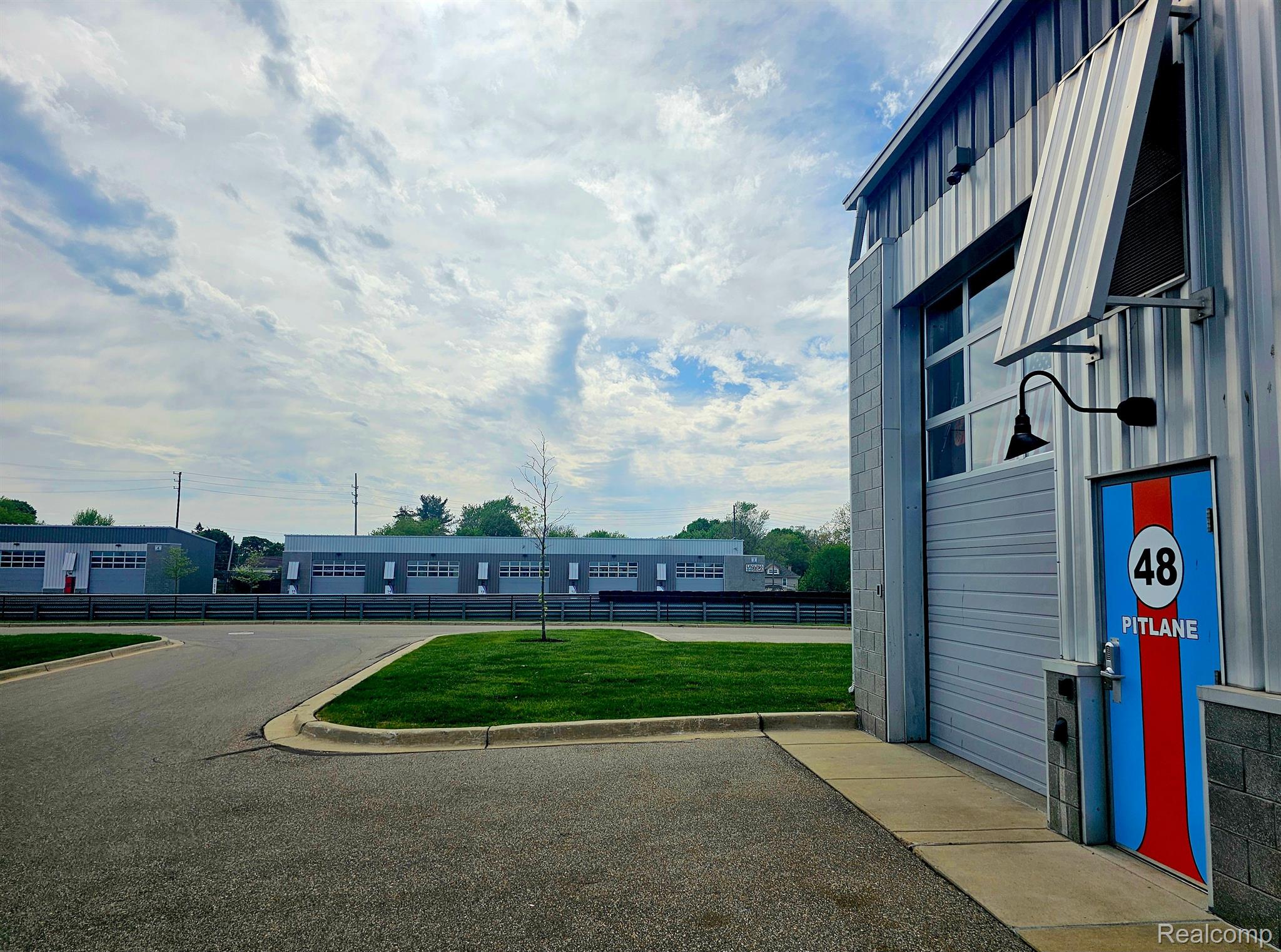 48 PIT Lane