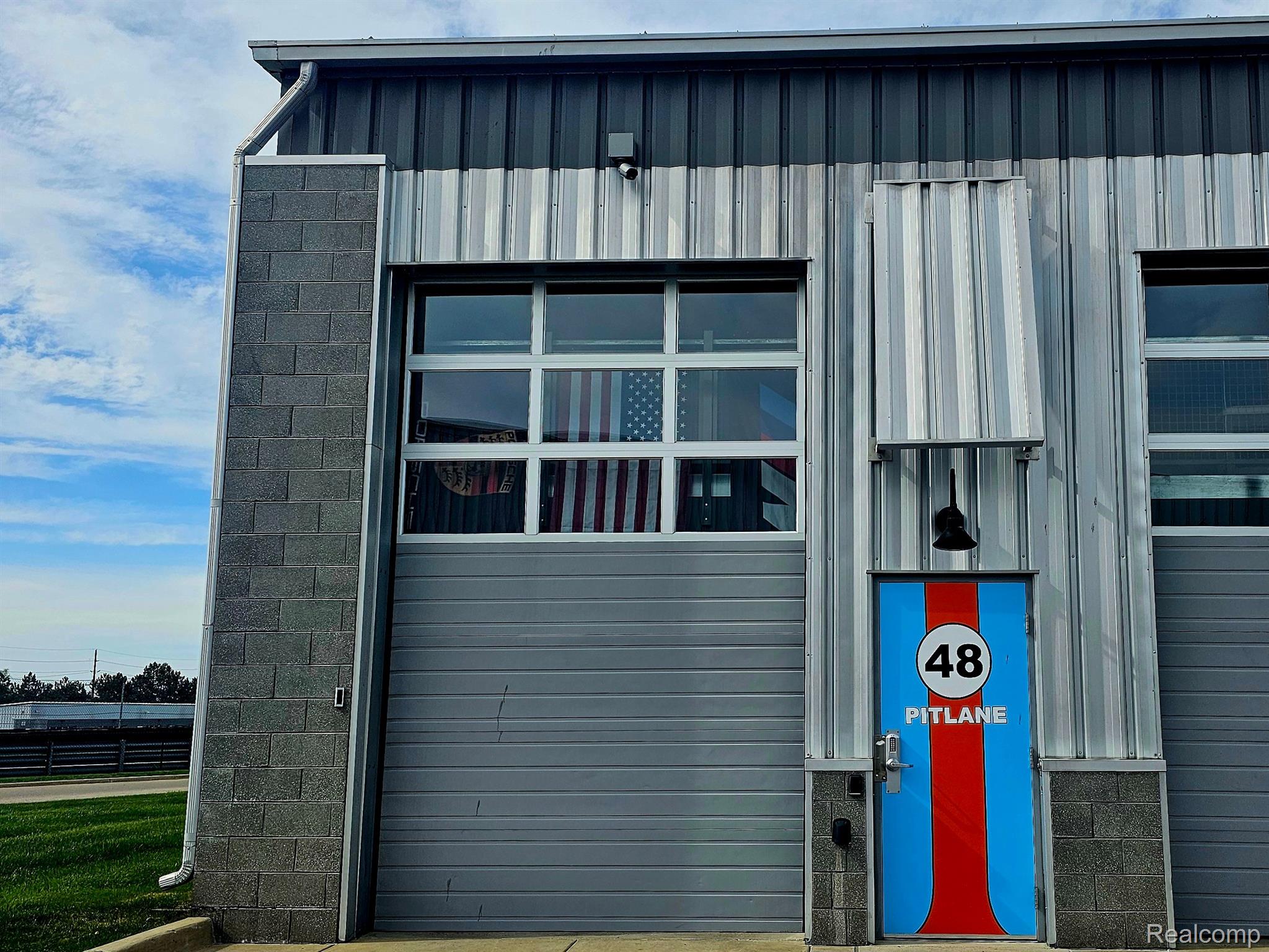 48 PIT Lane