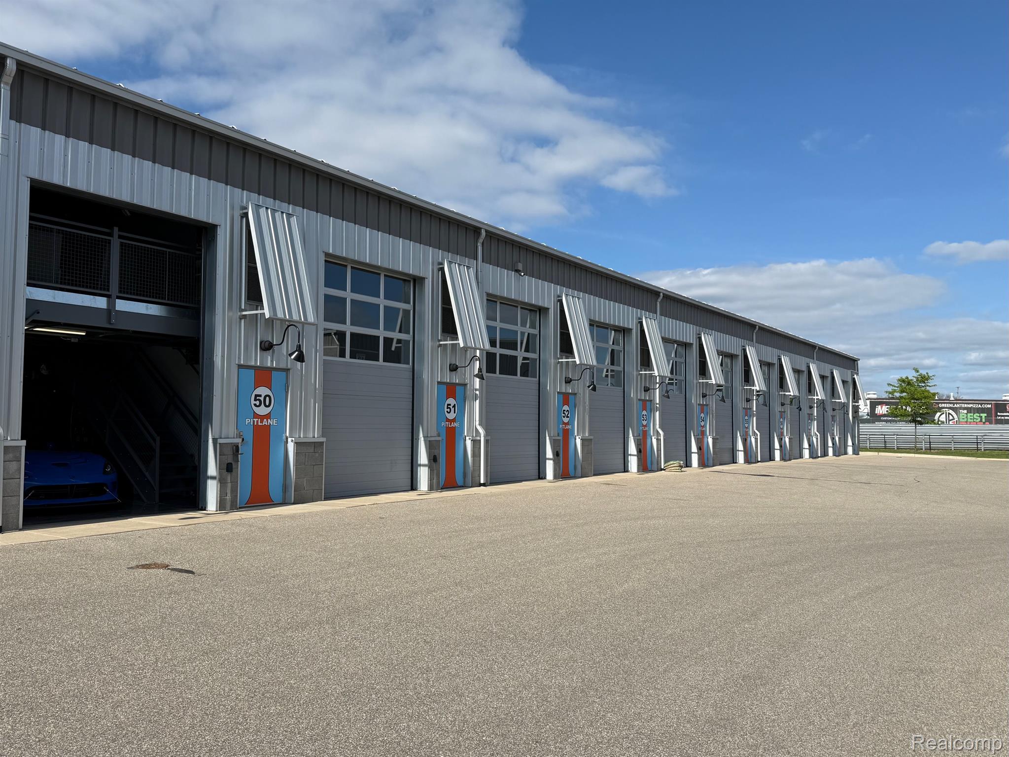 50 PIT Lane