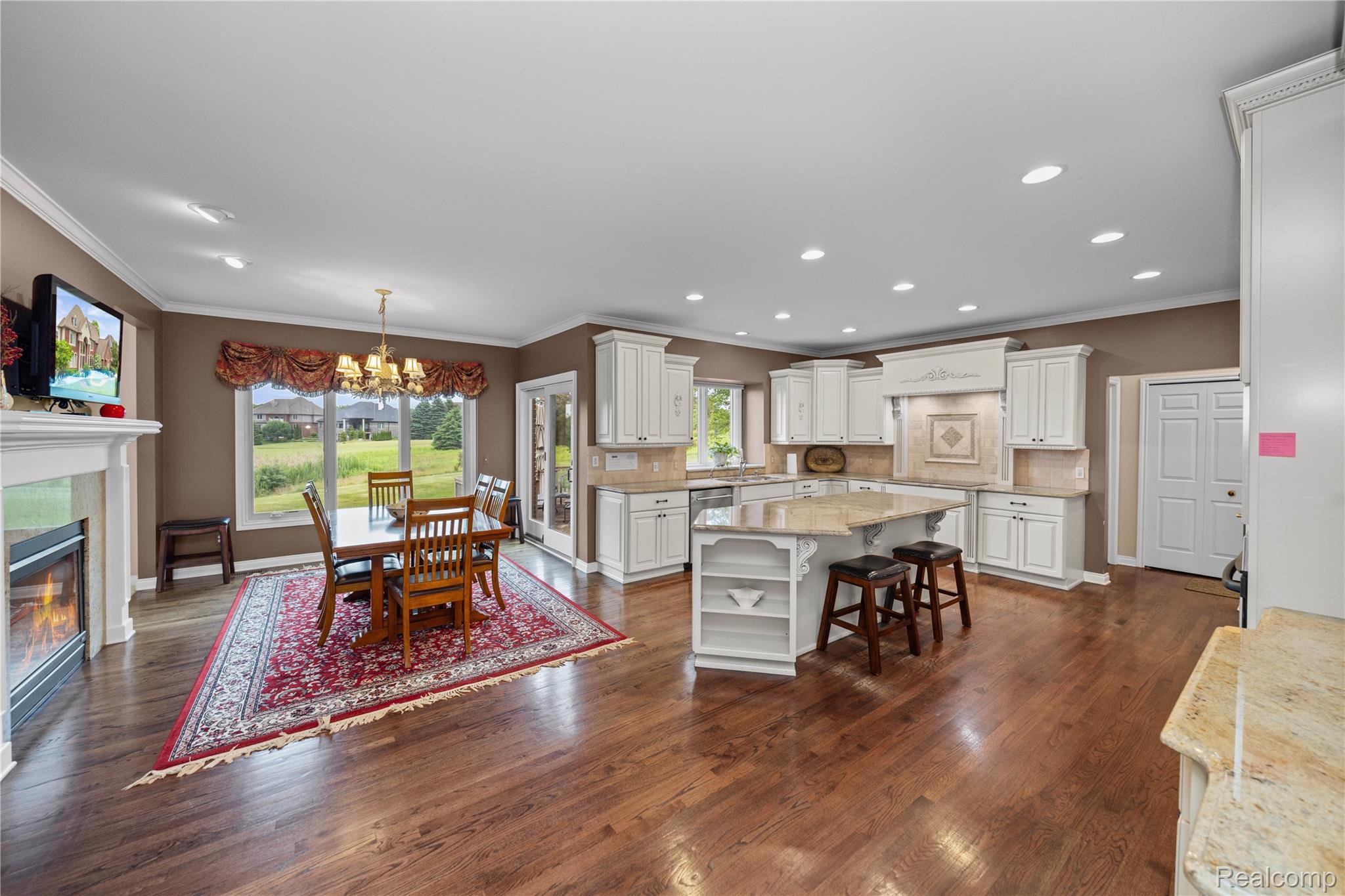 2401 Spyglass Drive