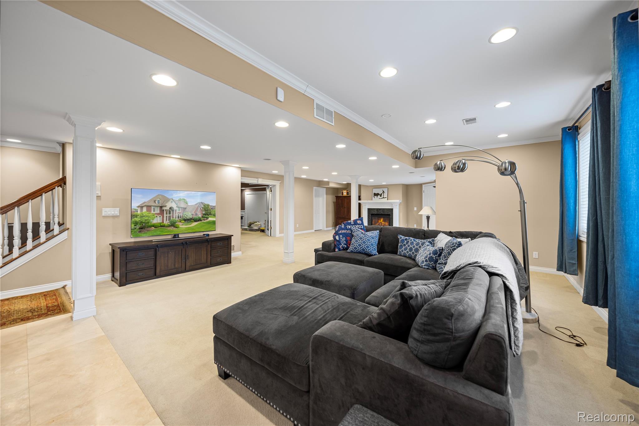 2401 Spyglass Drive