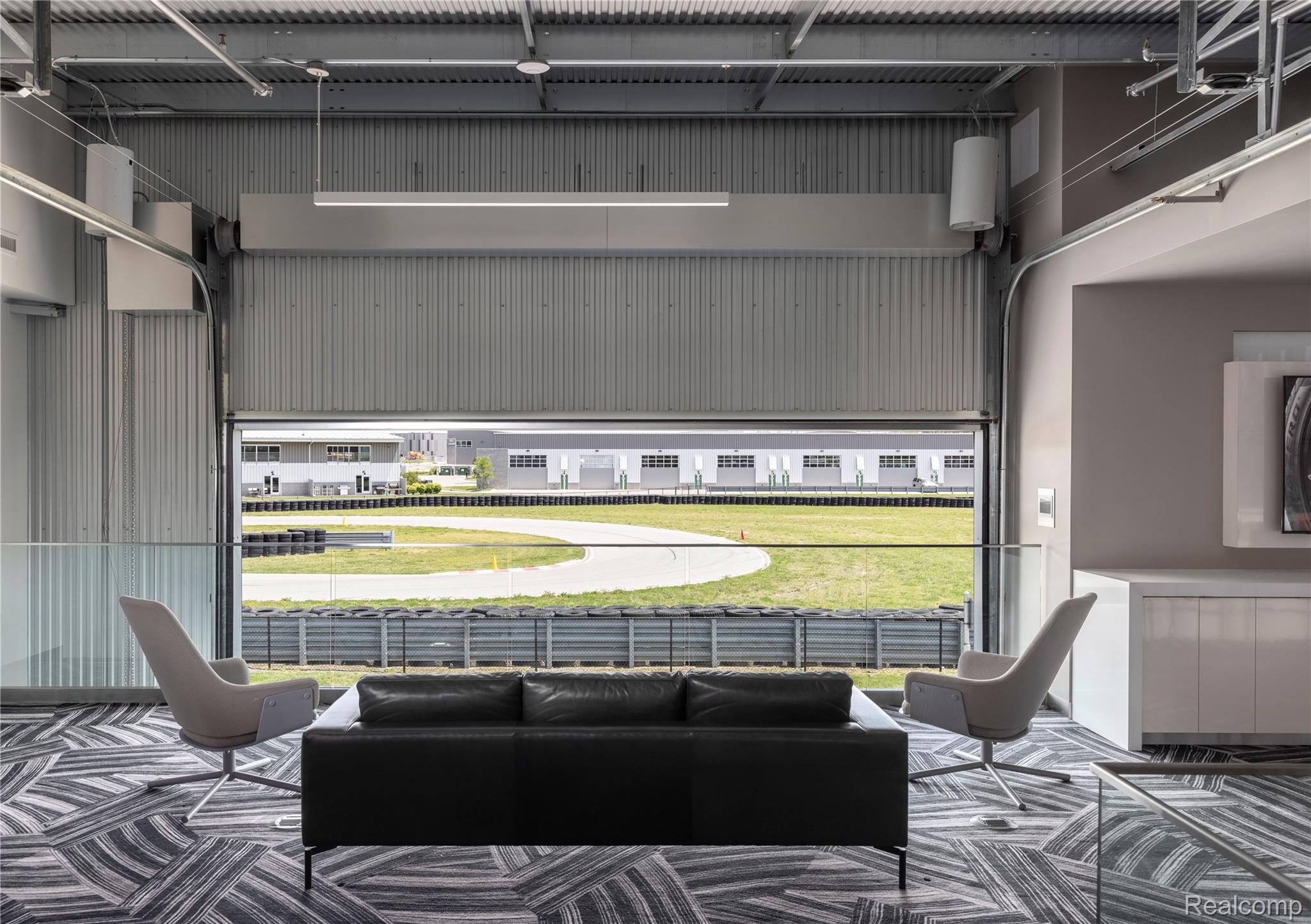 40 Straightaway Drive 40 & 41