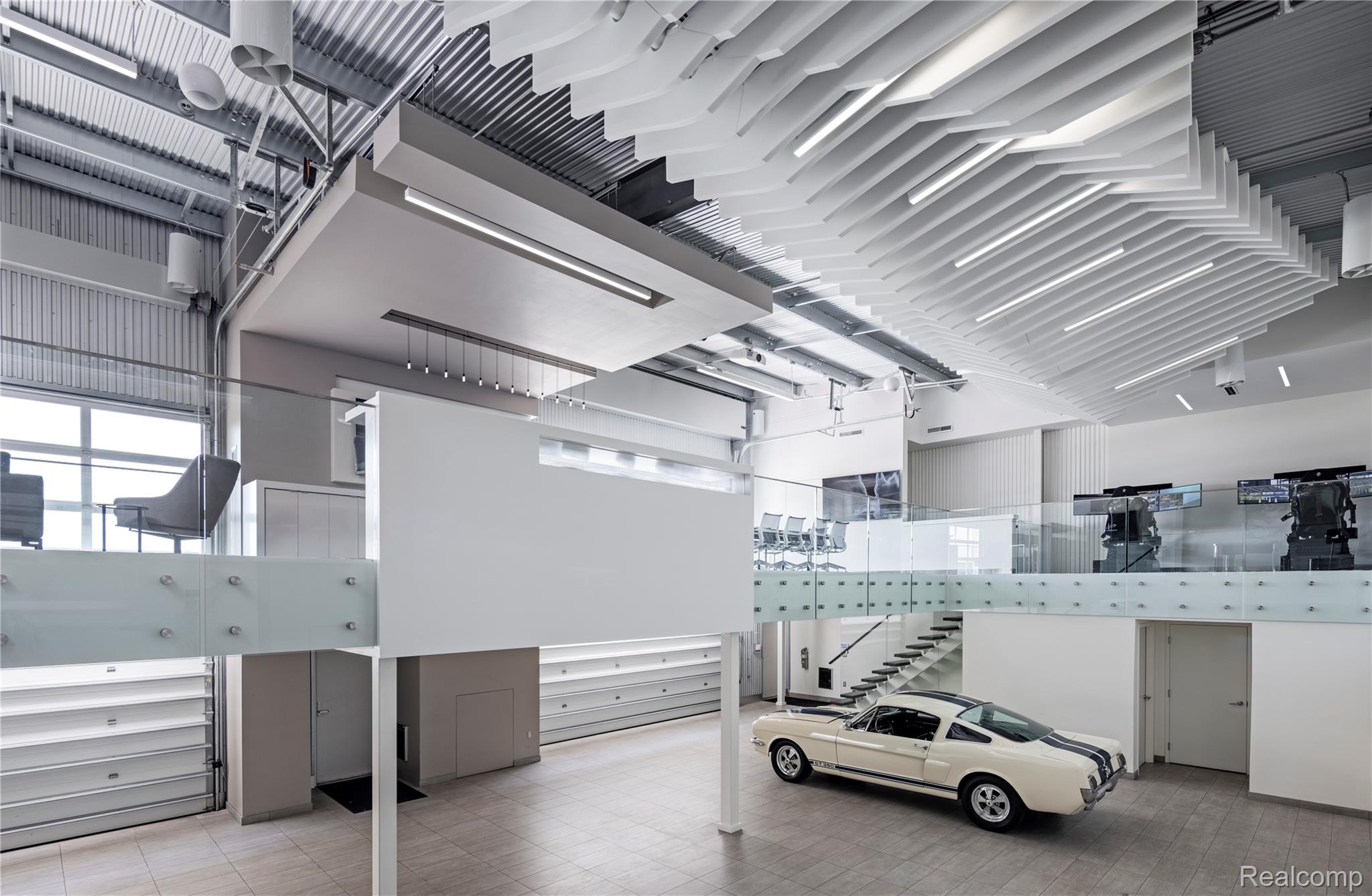 40 Straightaway Drive 40 & 41