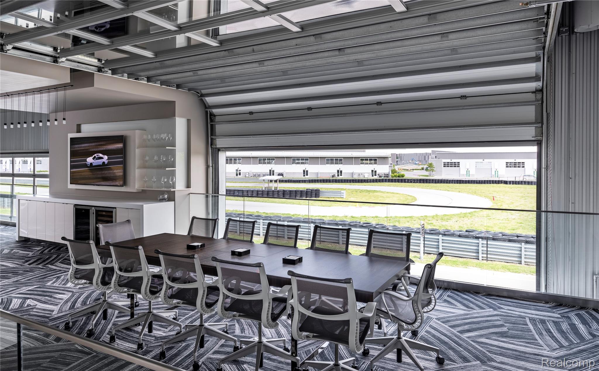 40 Straightaway Drive 40 & 41