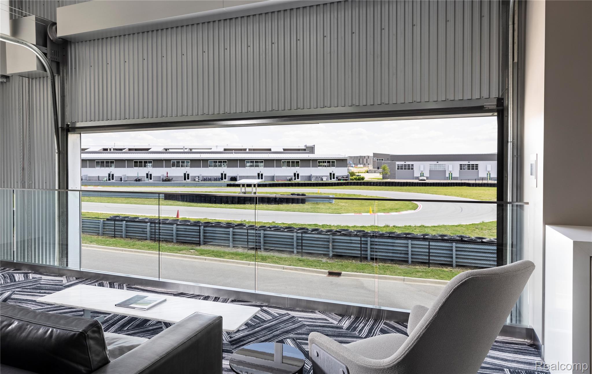 40 Straightaway Drive 40 & 41