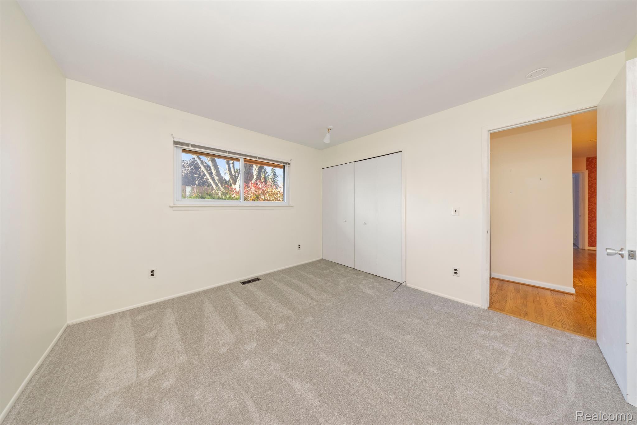 1206 CEDARHOLM Lane