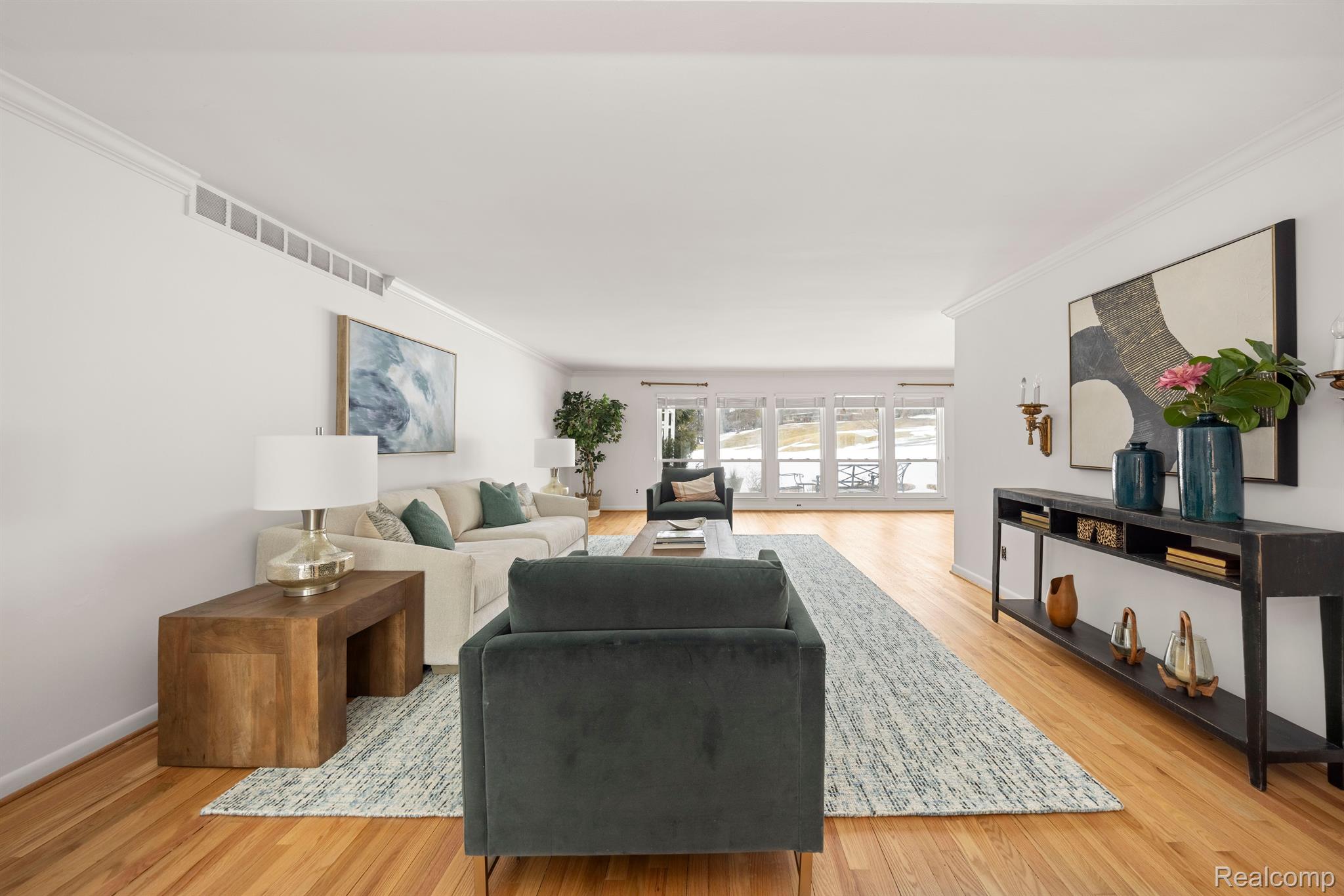 1206 CEDARHOLM Lane