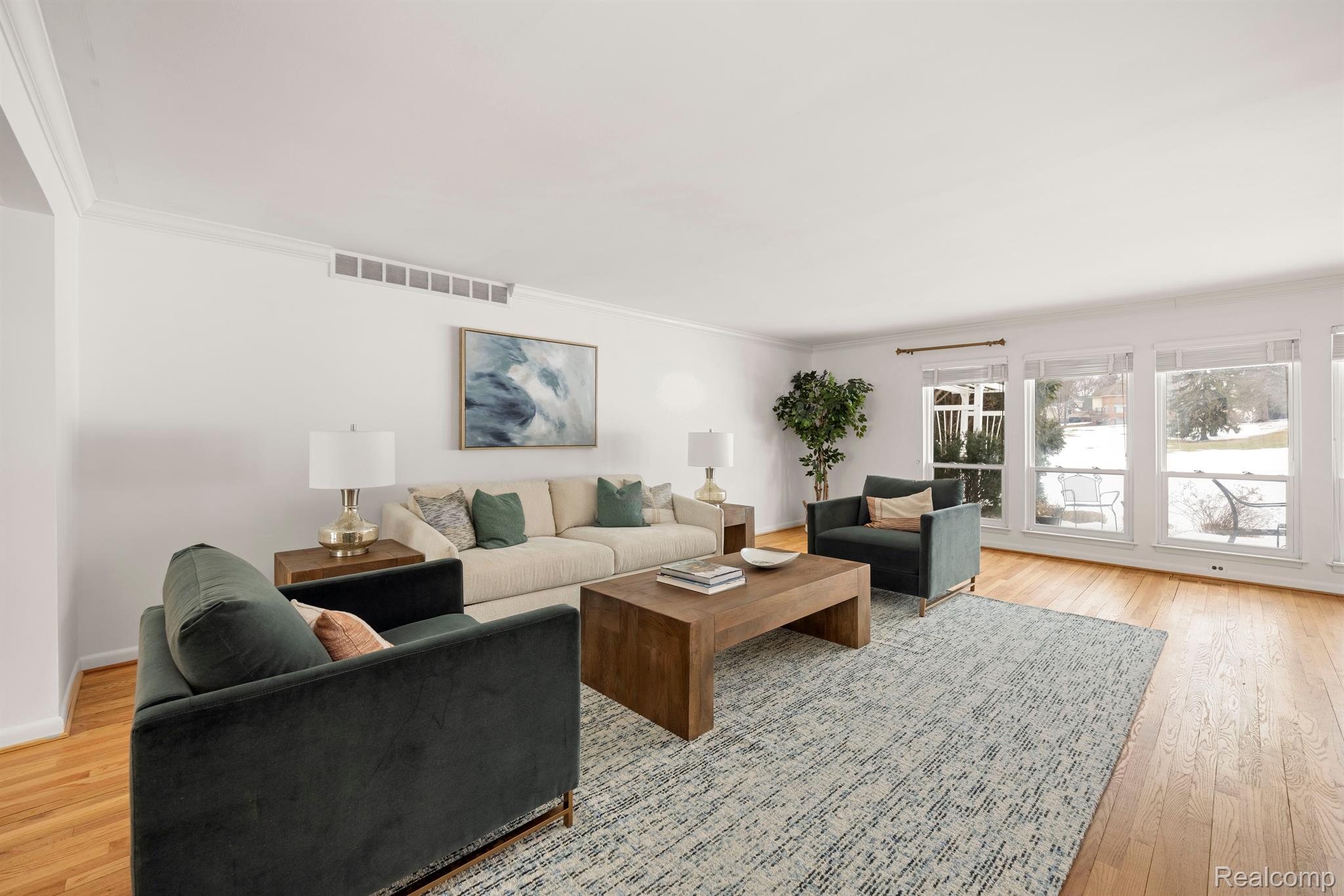 1206 CEDARHOLM Lane