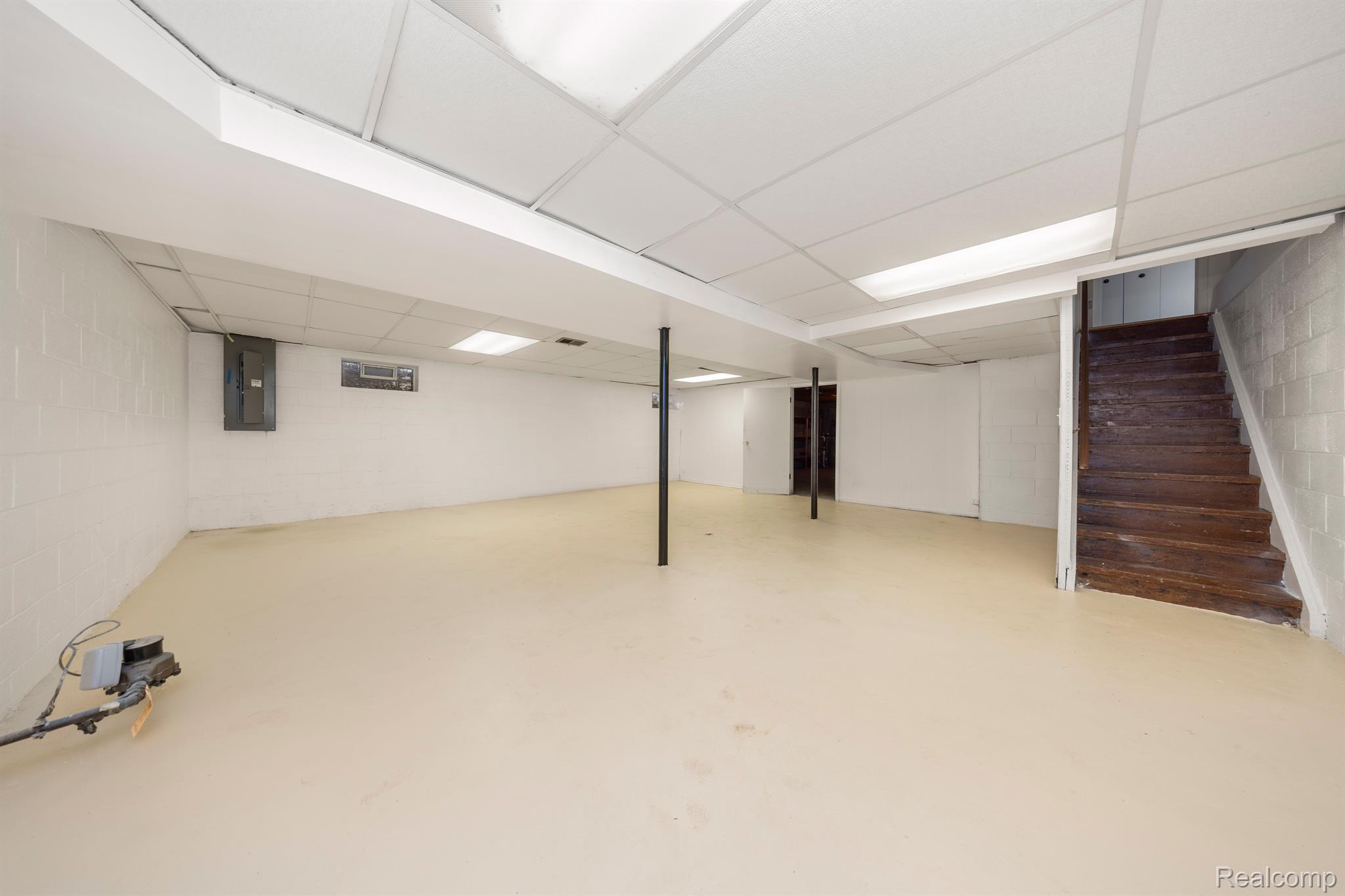 1206 CEDARHOLM Lane