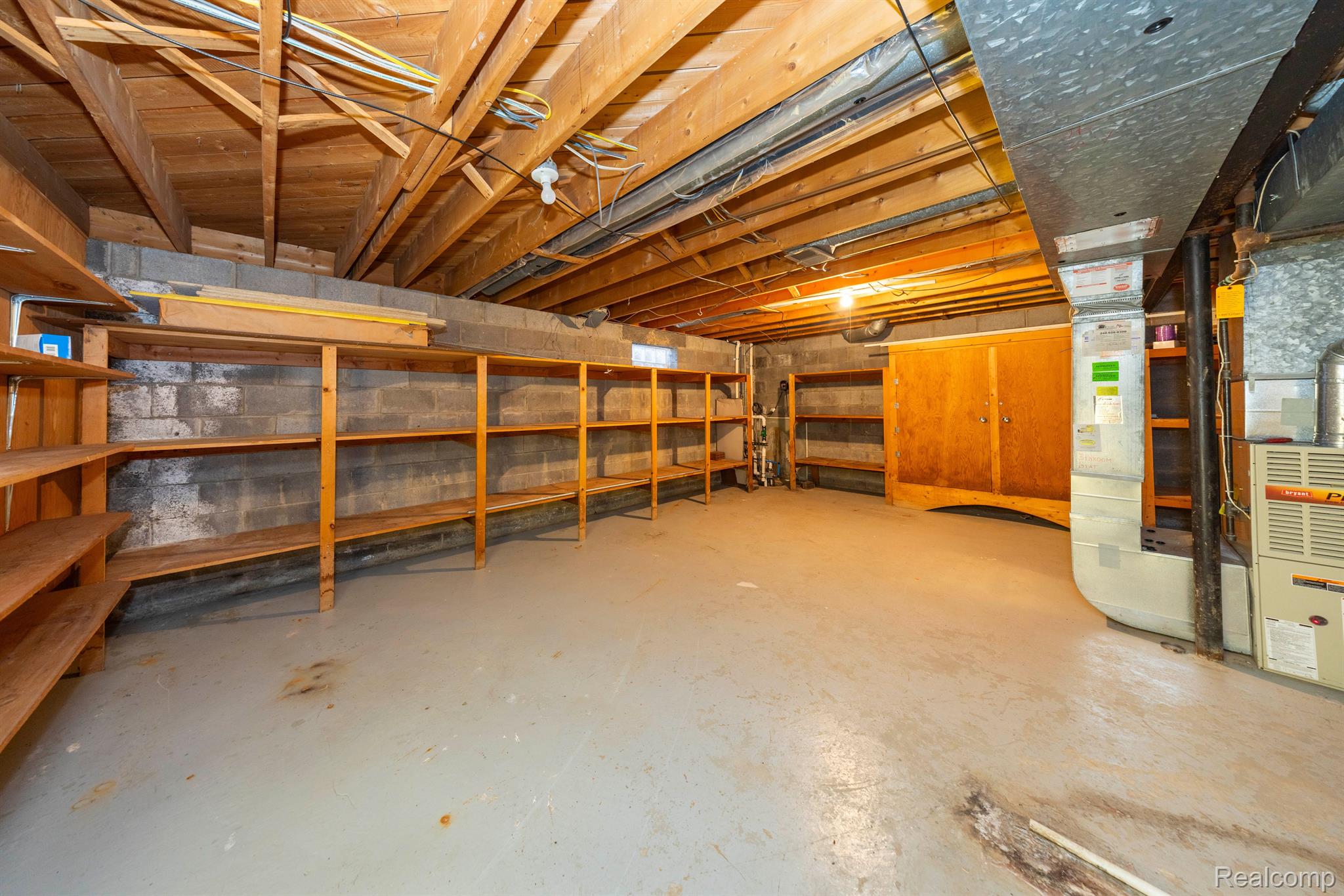 1206 CEDARHOLM Lane
