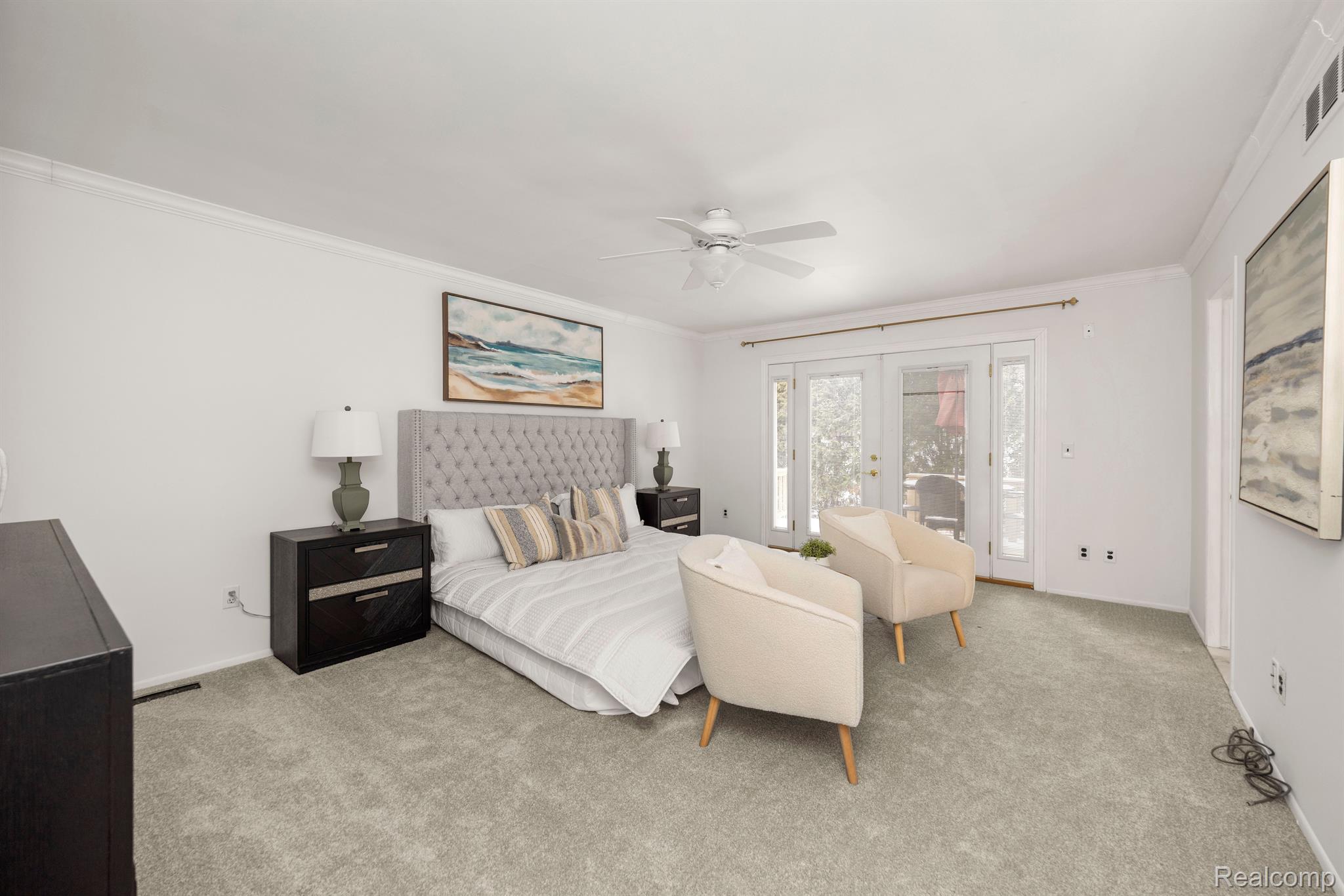 1206 CEDARHOLM Lane