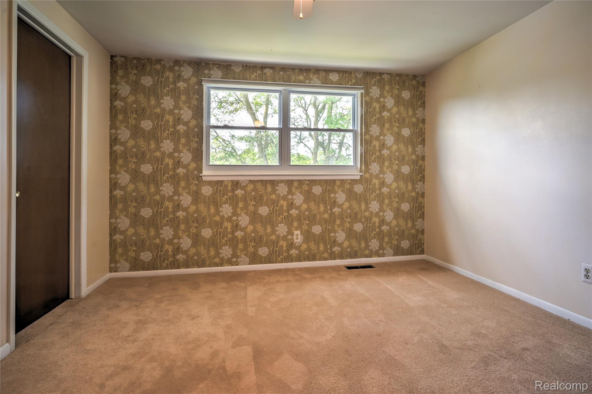 6649 Andersonville Road