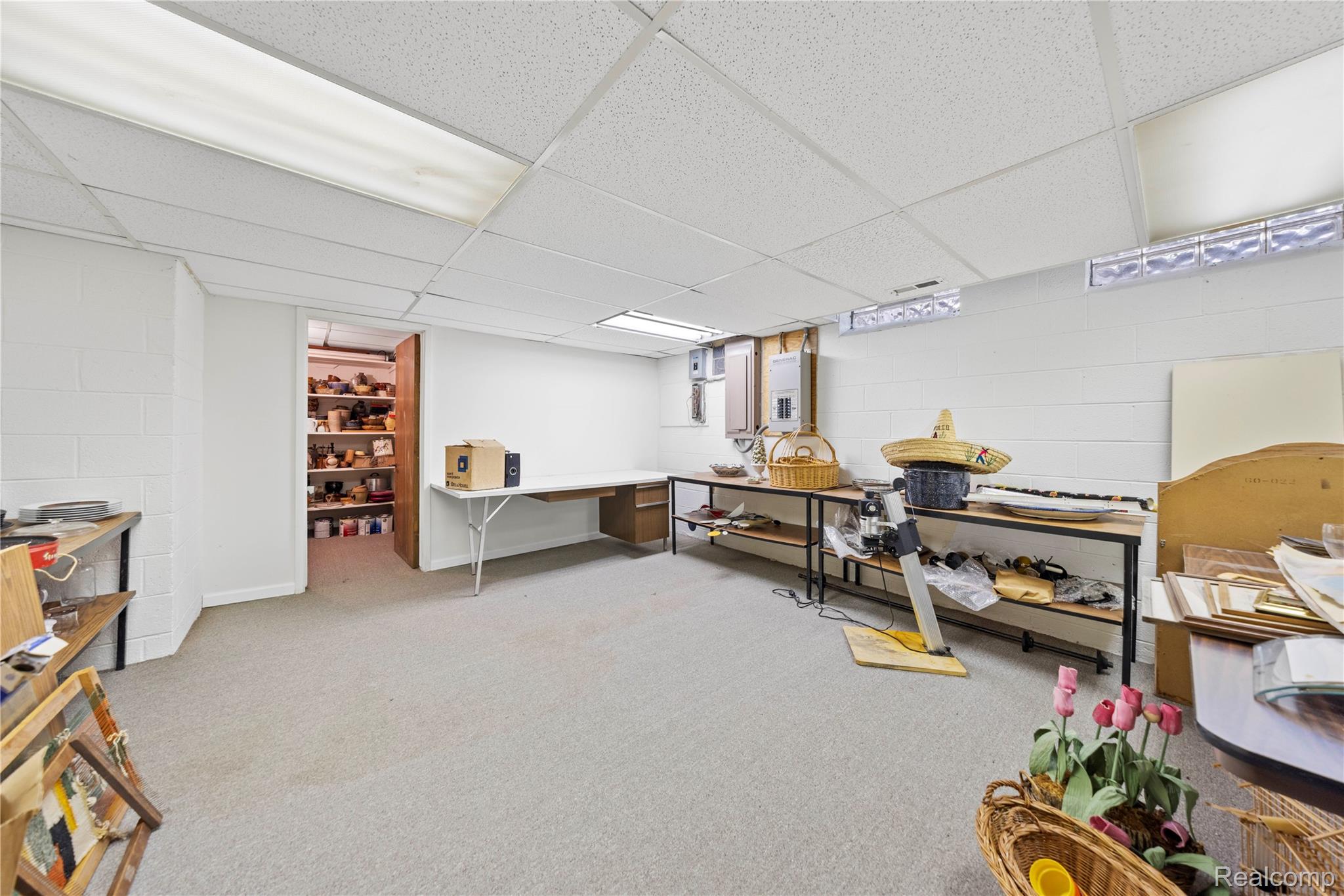 1287 Charrington Road