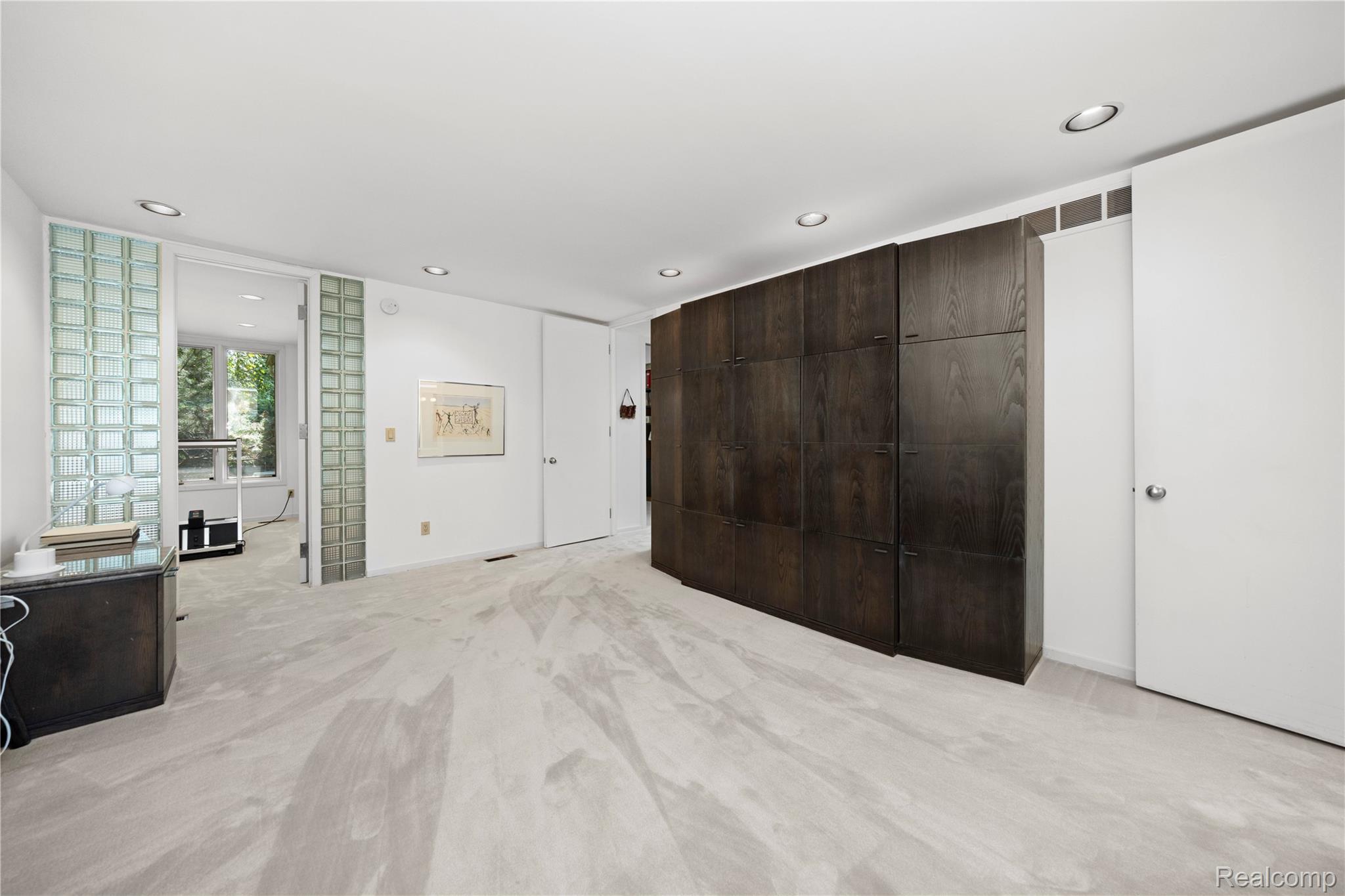 27261 Willowgreen Court