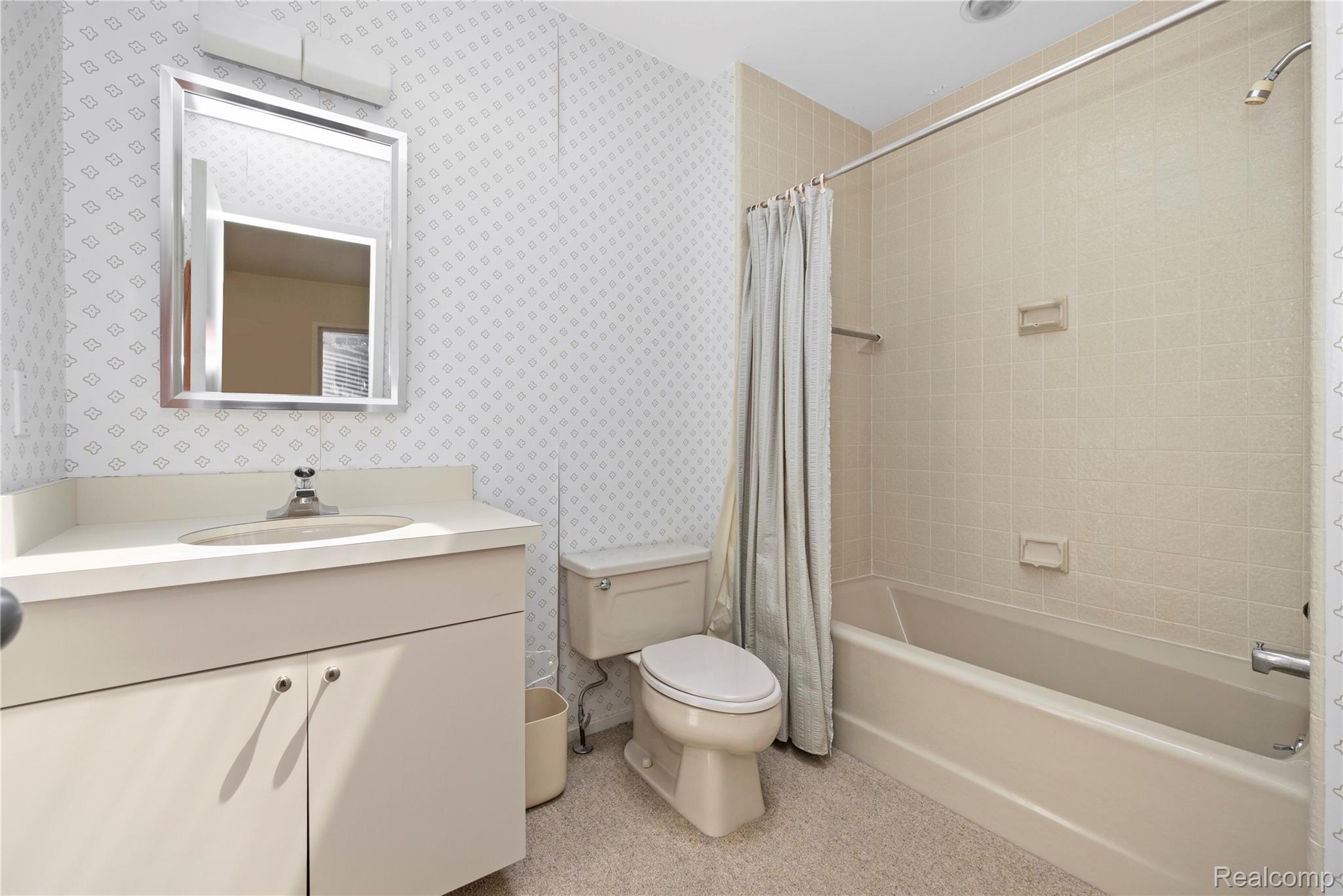 27261 Willowgreen Court