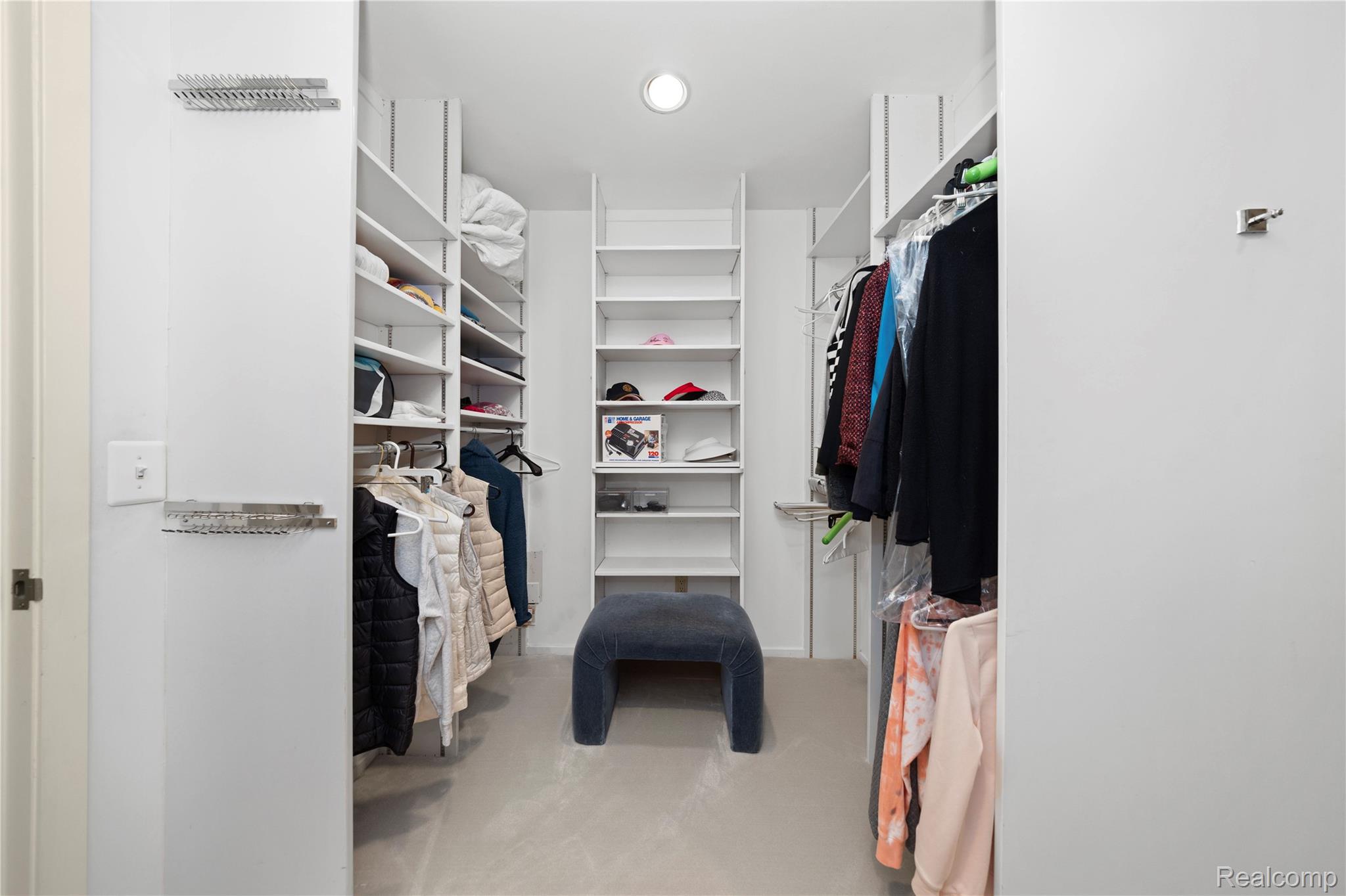 27261 Willowgreen Court