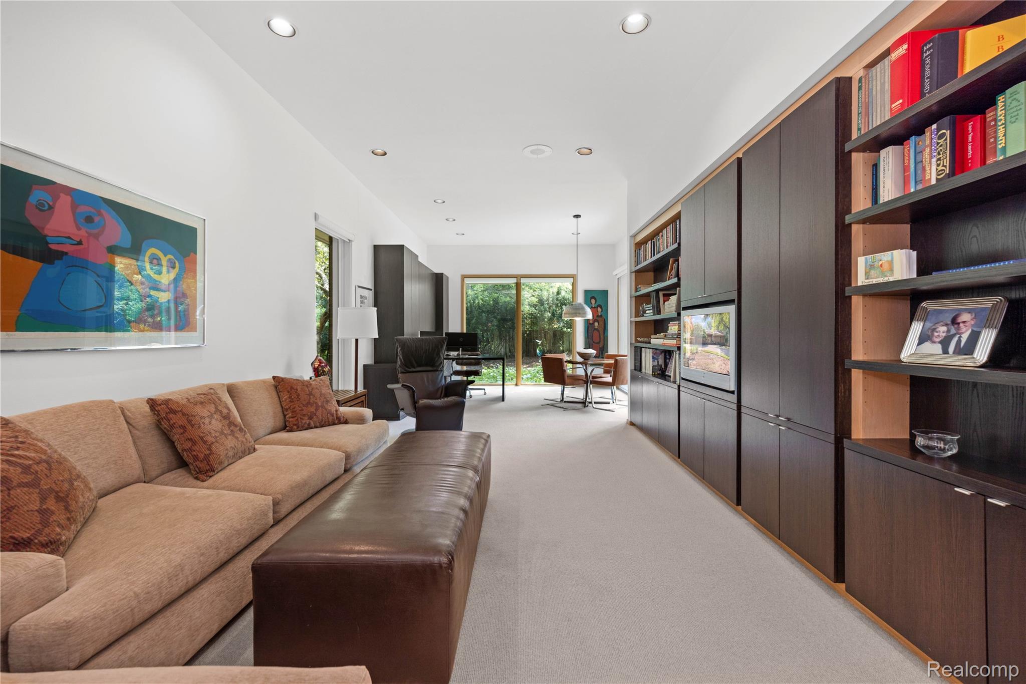 27261 Willowgreen Court