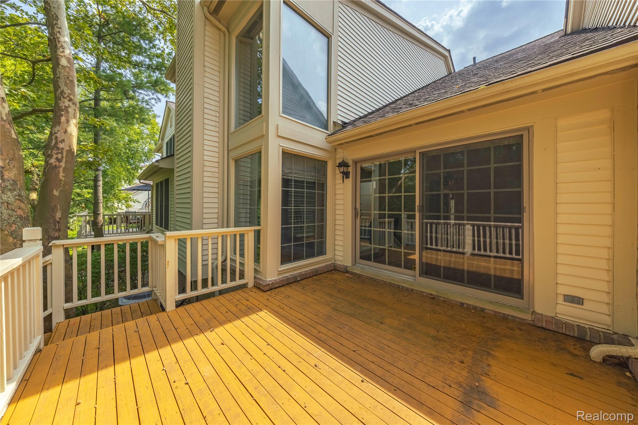 7277 Simsbury Drive
