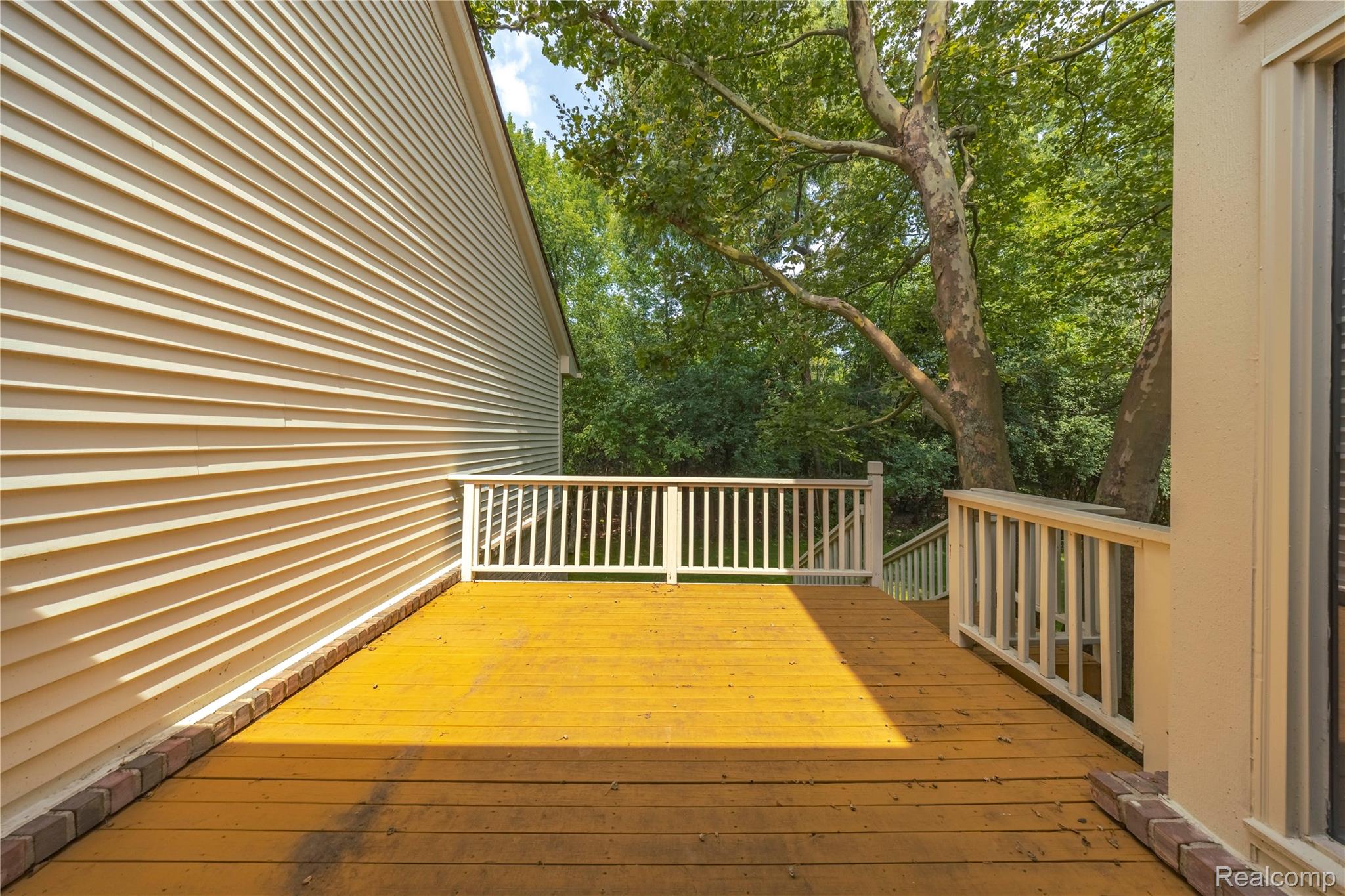 7277 Simsbury Drive