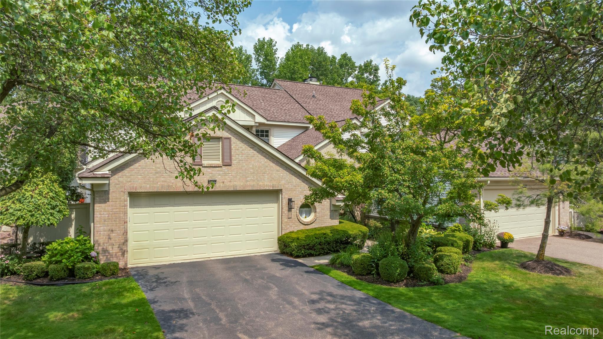 7277 Simsbury Drive