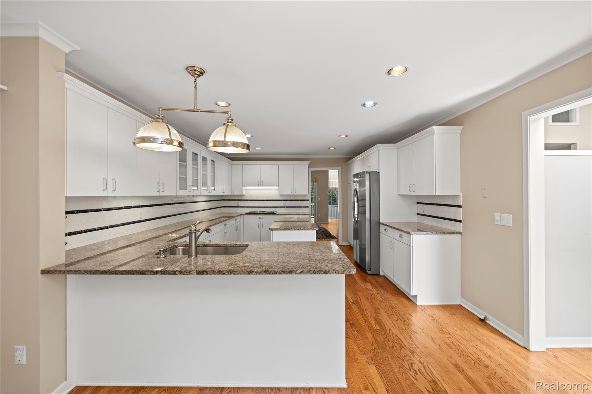 7277 Simsbury Drive
