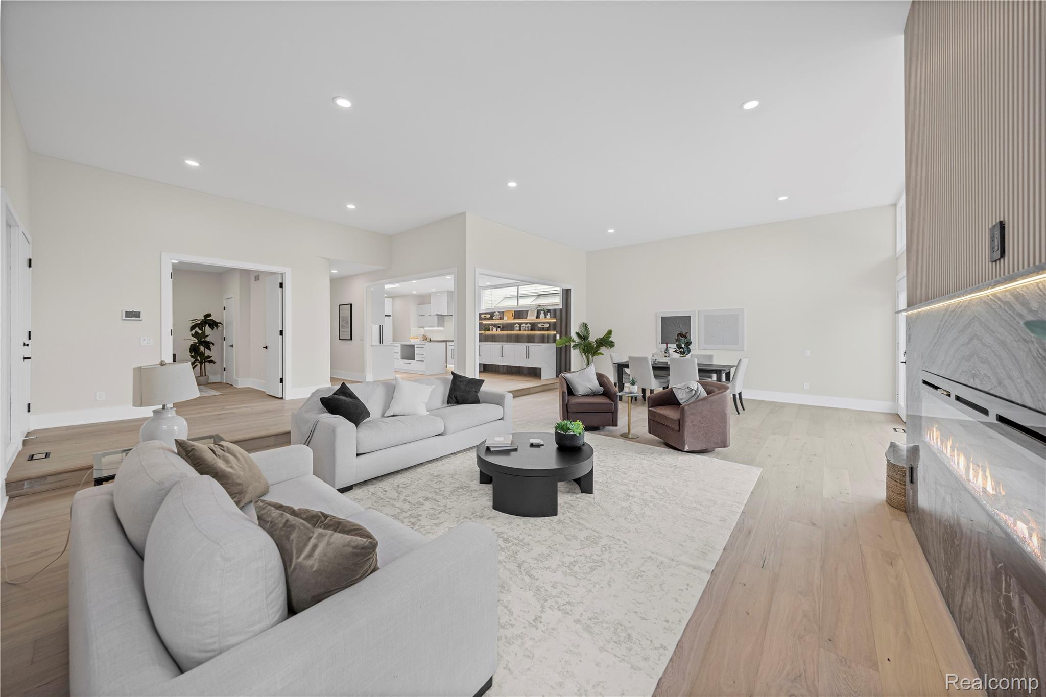 1752 Alexander Drive
