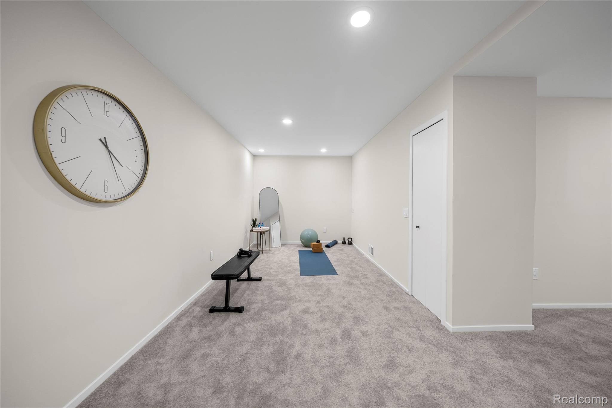 1752 Alexander Drive