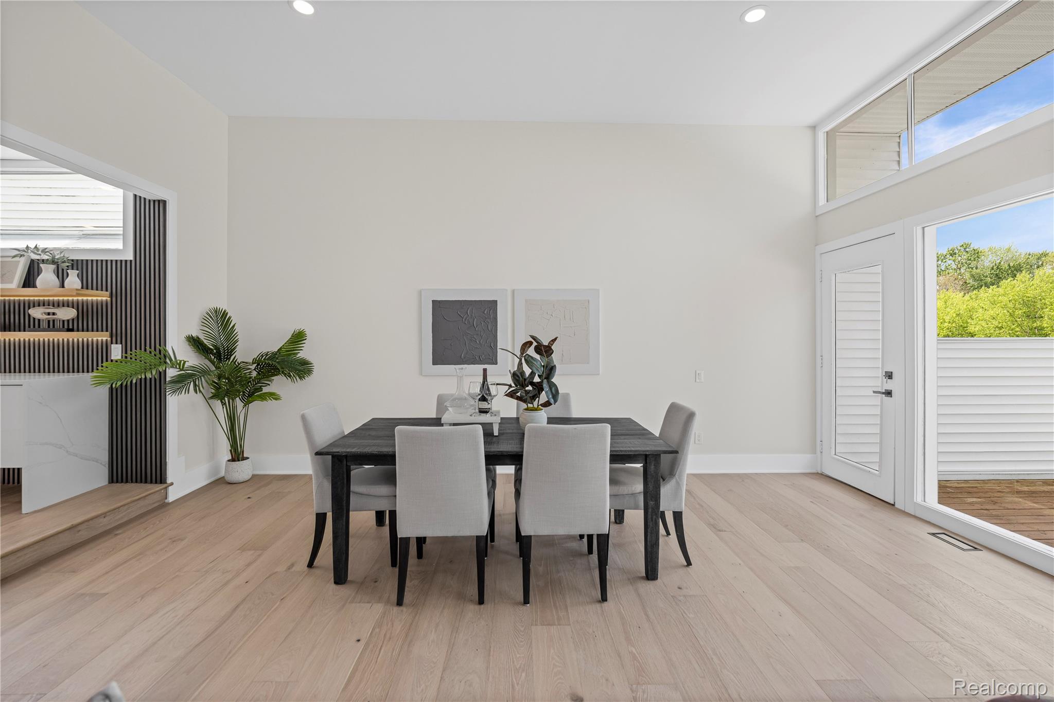 1752 Alexander Drive