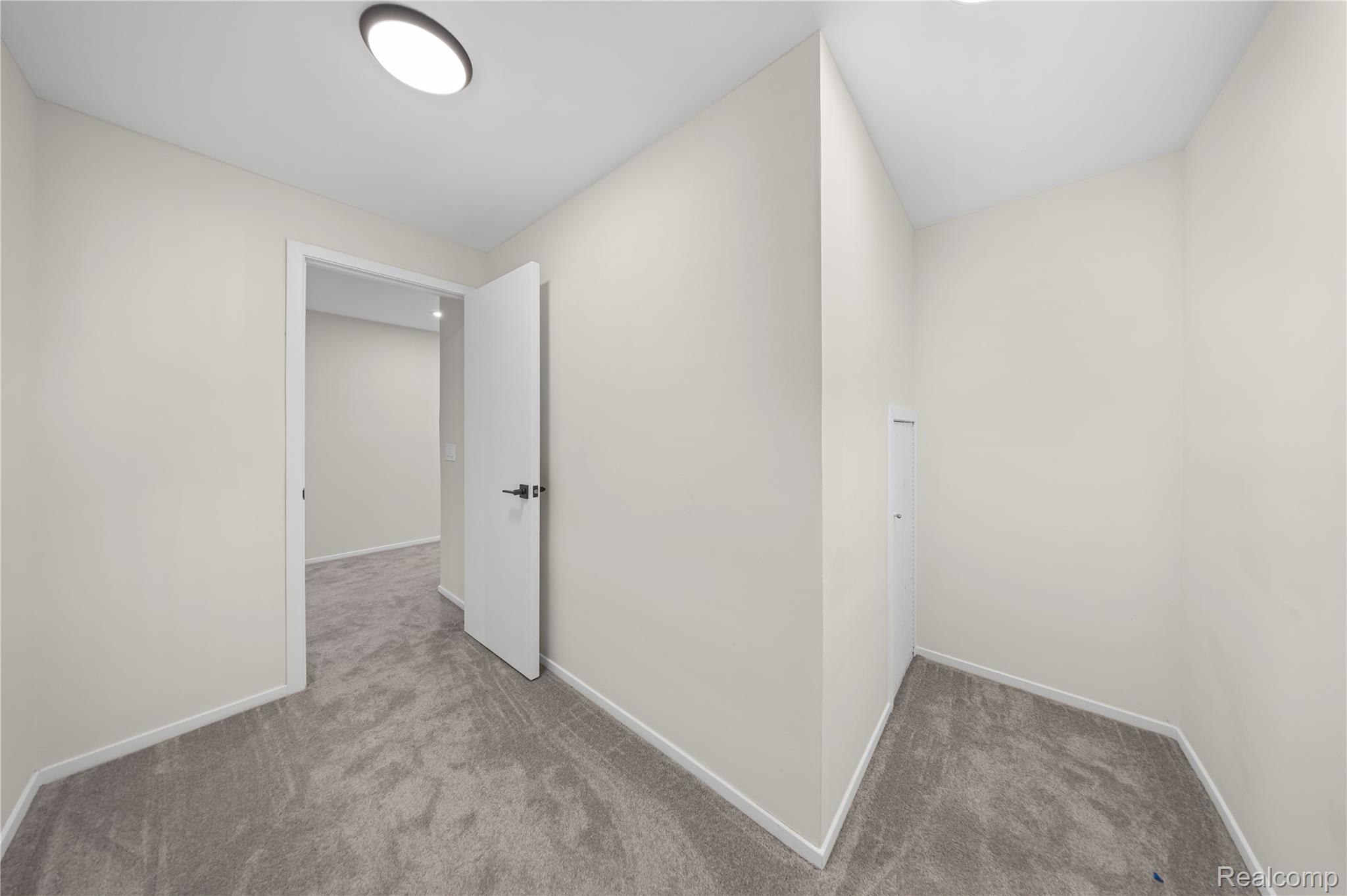 1752 Alexander Drive