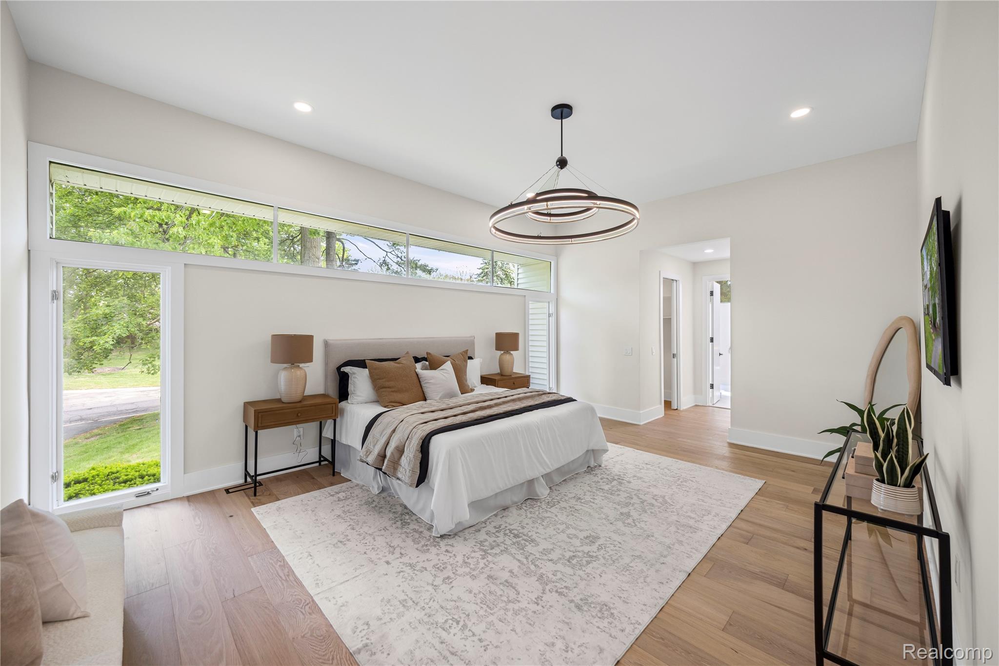 1752 Alexander Drive