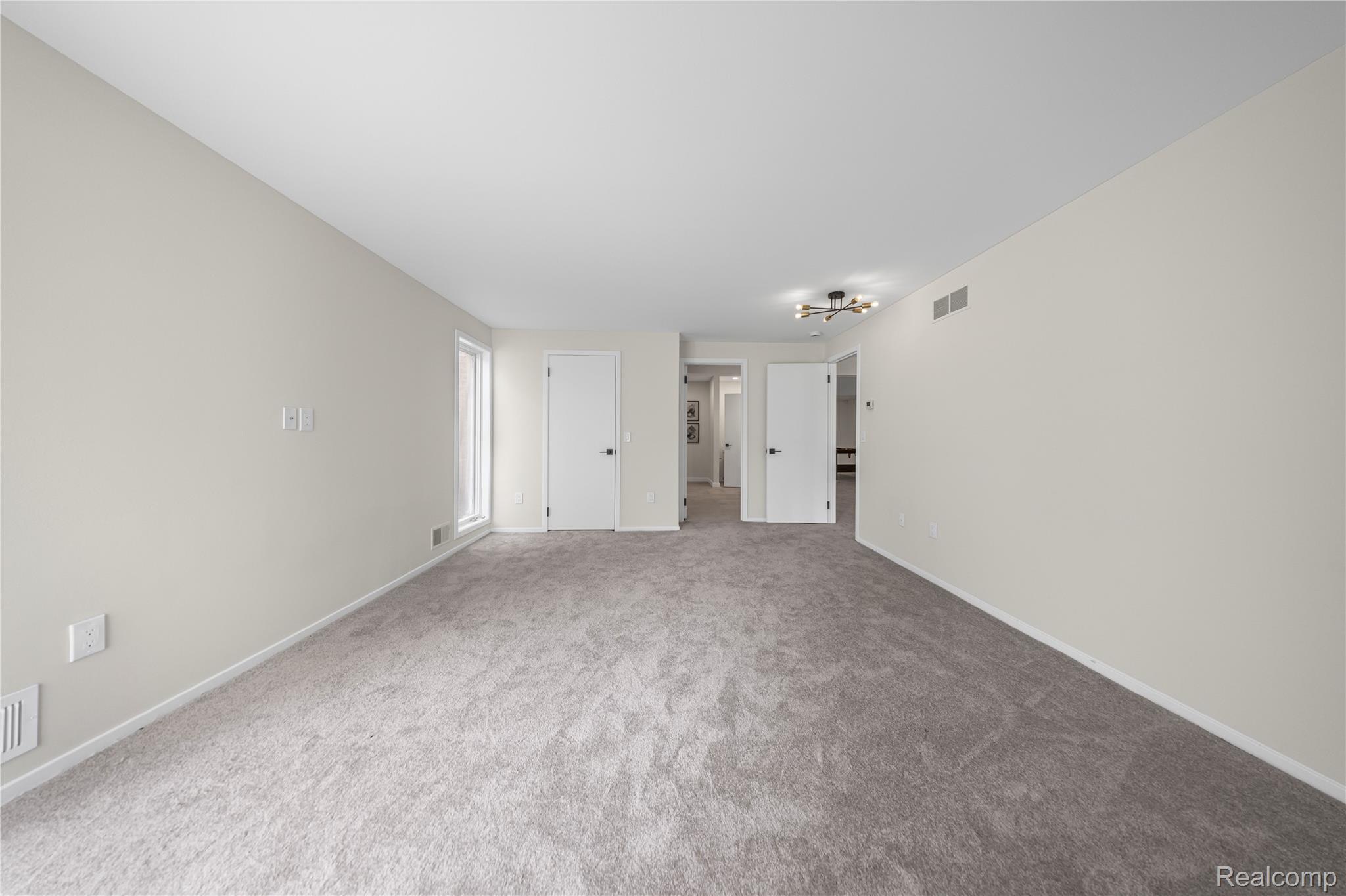 1752 Alexander Drive