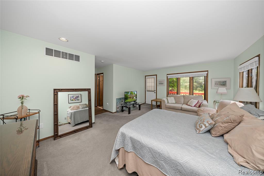 29832 High Valley Court