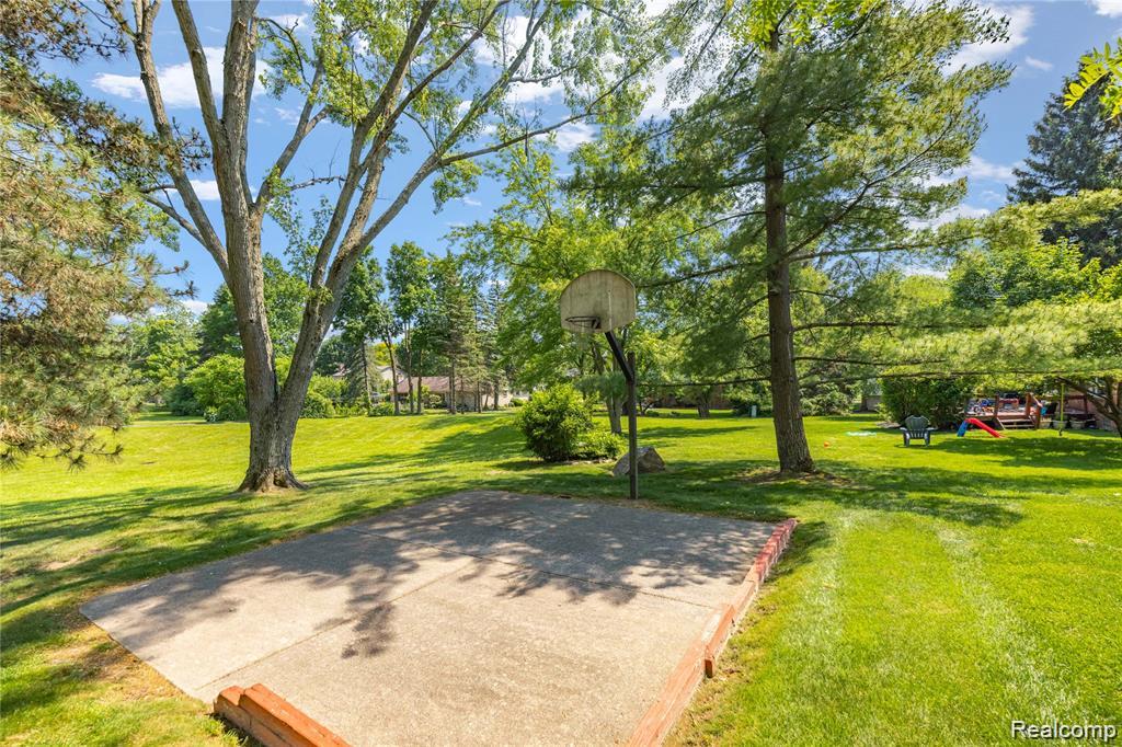 29832 High Valley Court