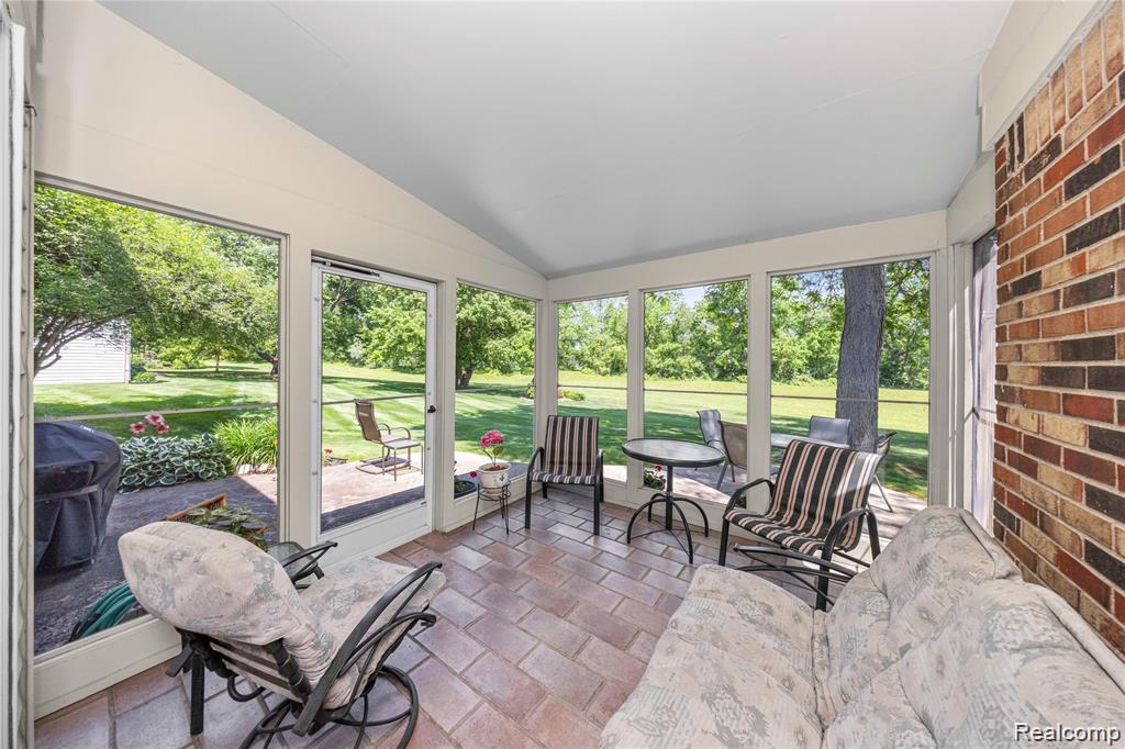 29832 High Valley Court