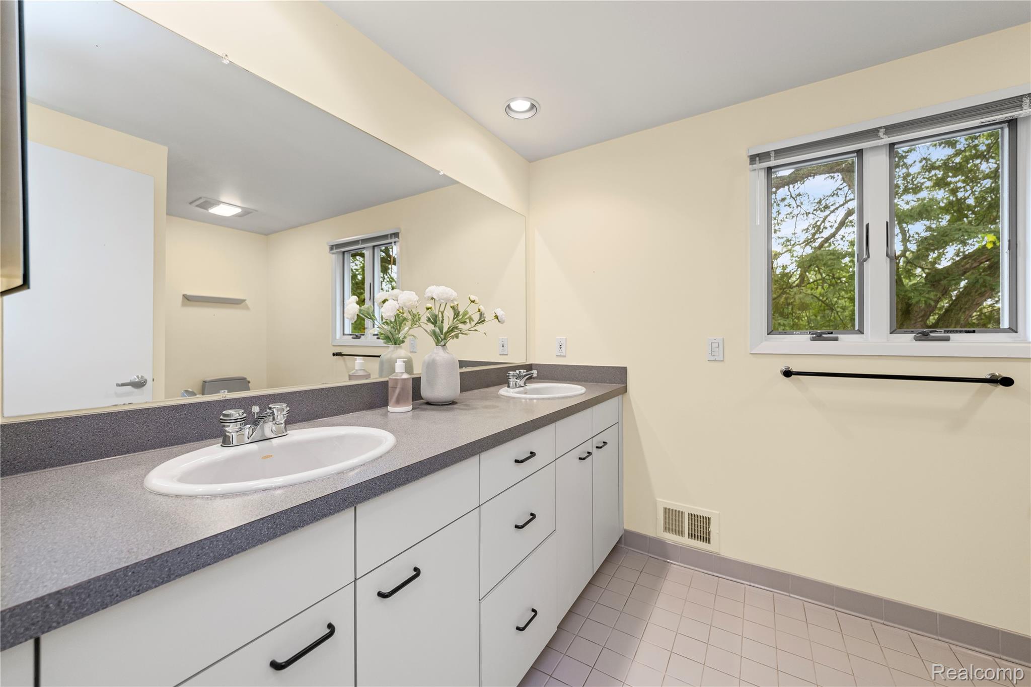 29832 High Valley Court