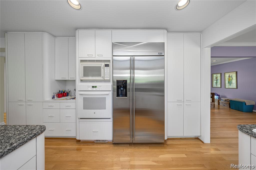 29832 High Valley Court