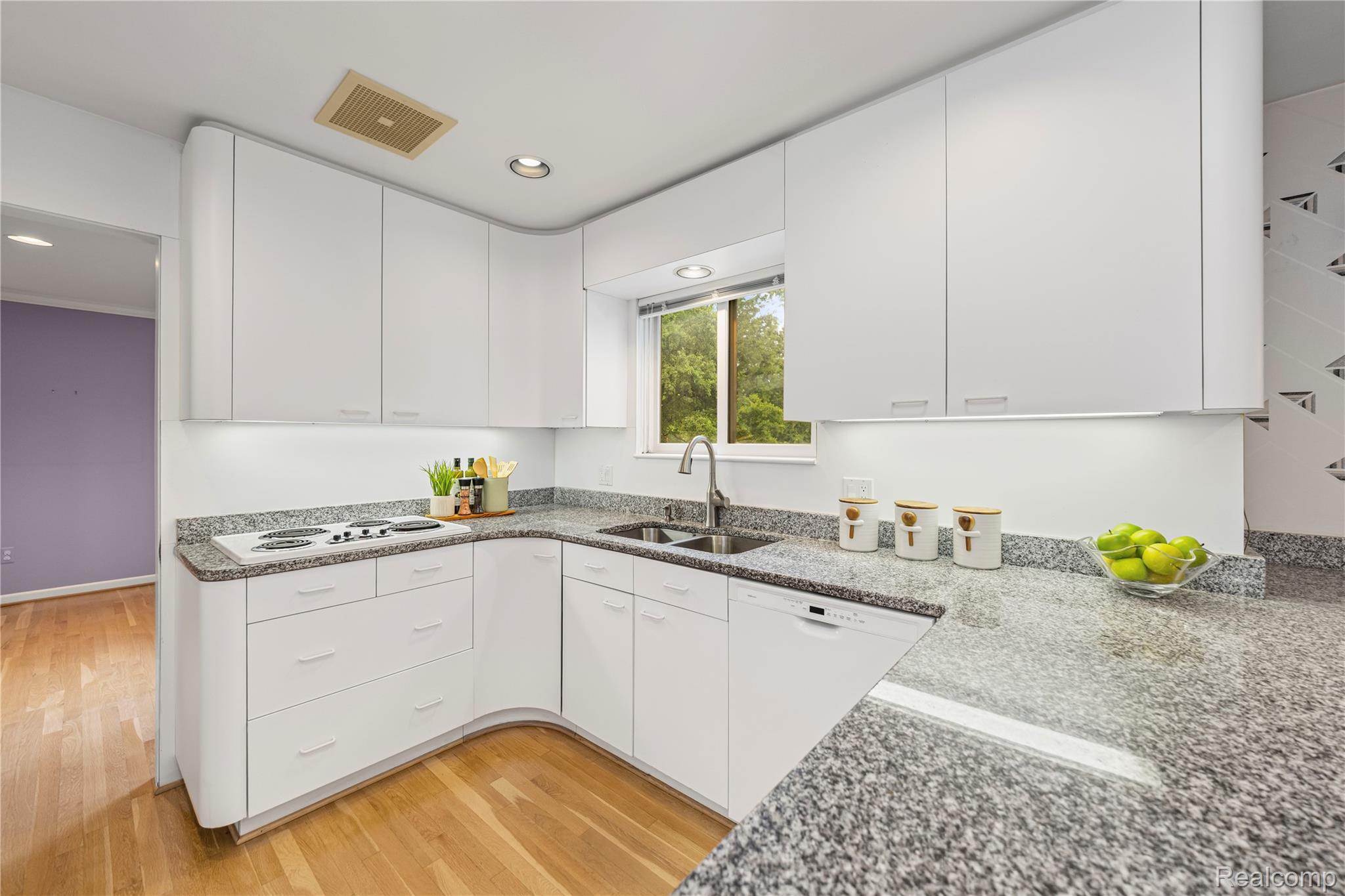 29832 High Valley Court